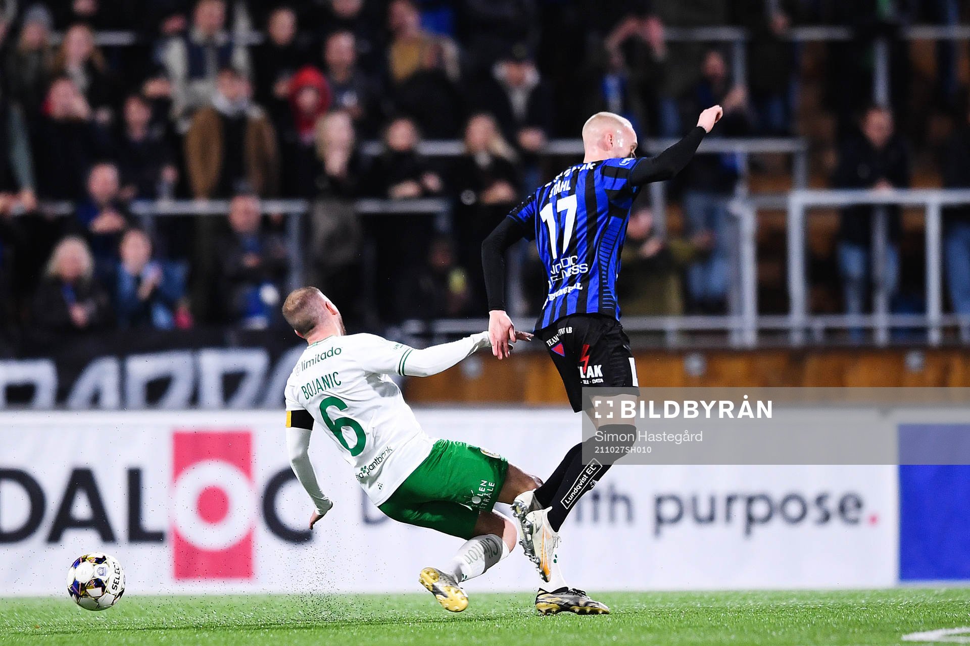 Hammarbys Darijan Bojanic och Sirius Adam Ståhl