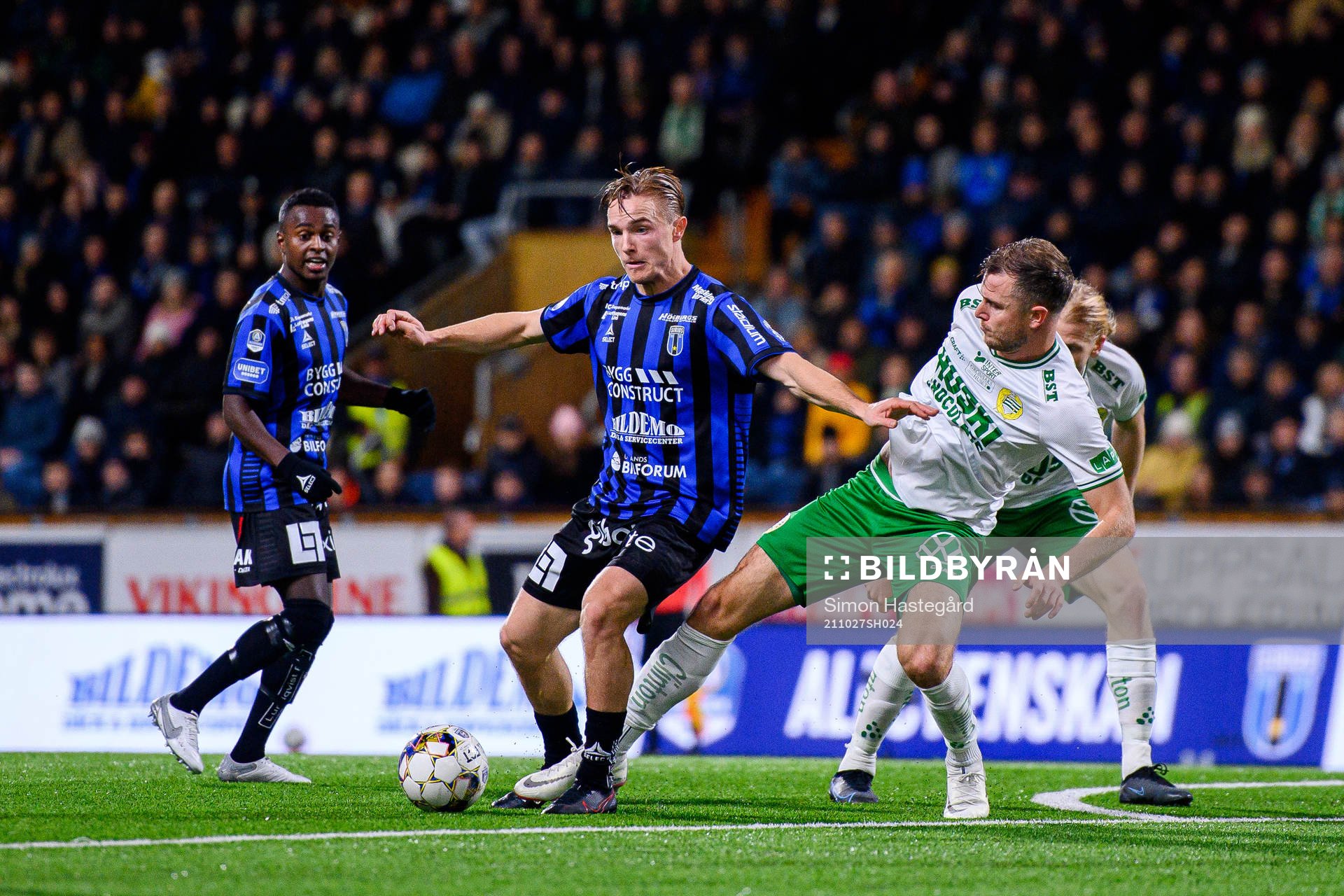 Sirius Jacob Ortmark och Hammarbys Richard Magyar
