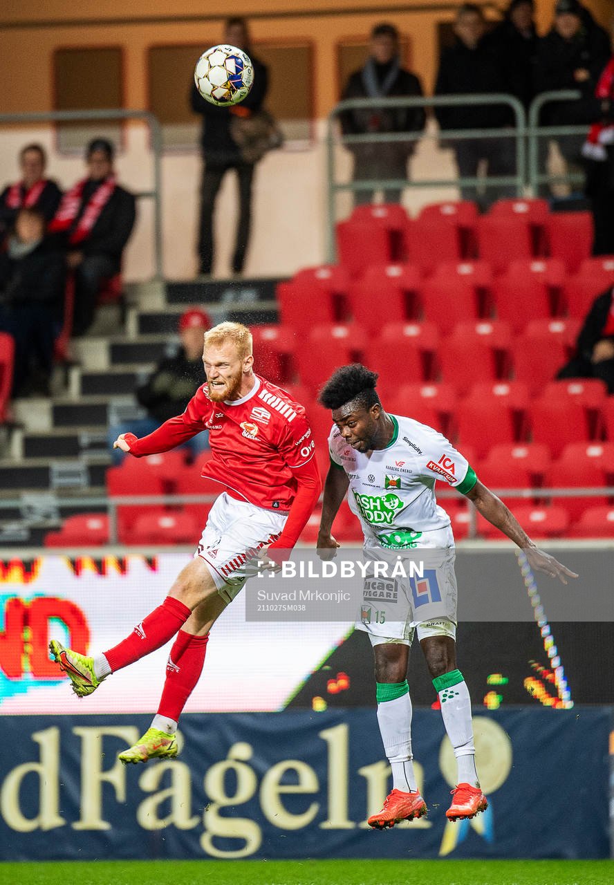 Kalmars Nils Fröling och Varbergs Gideon Mensah
