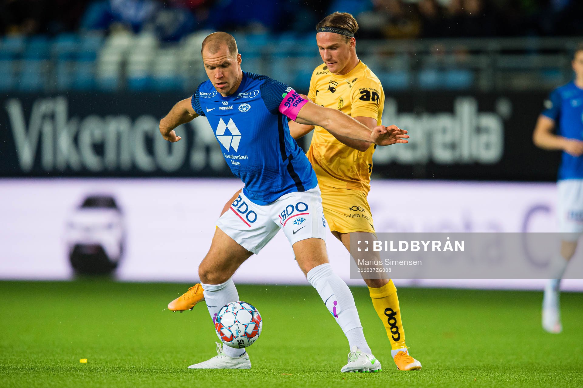 Martin Bjørnbak of Molde and Erik Botheim of Bodø/Glimt