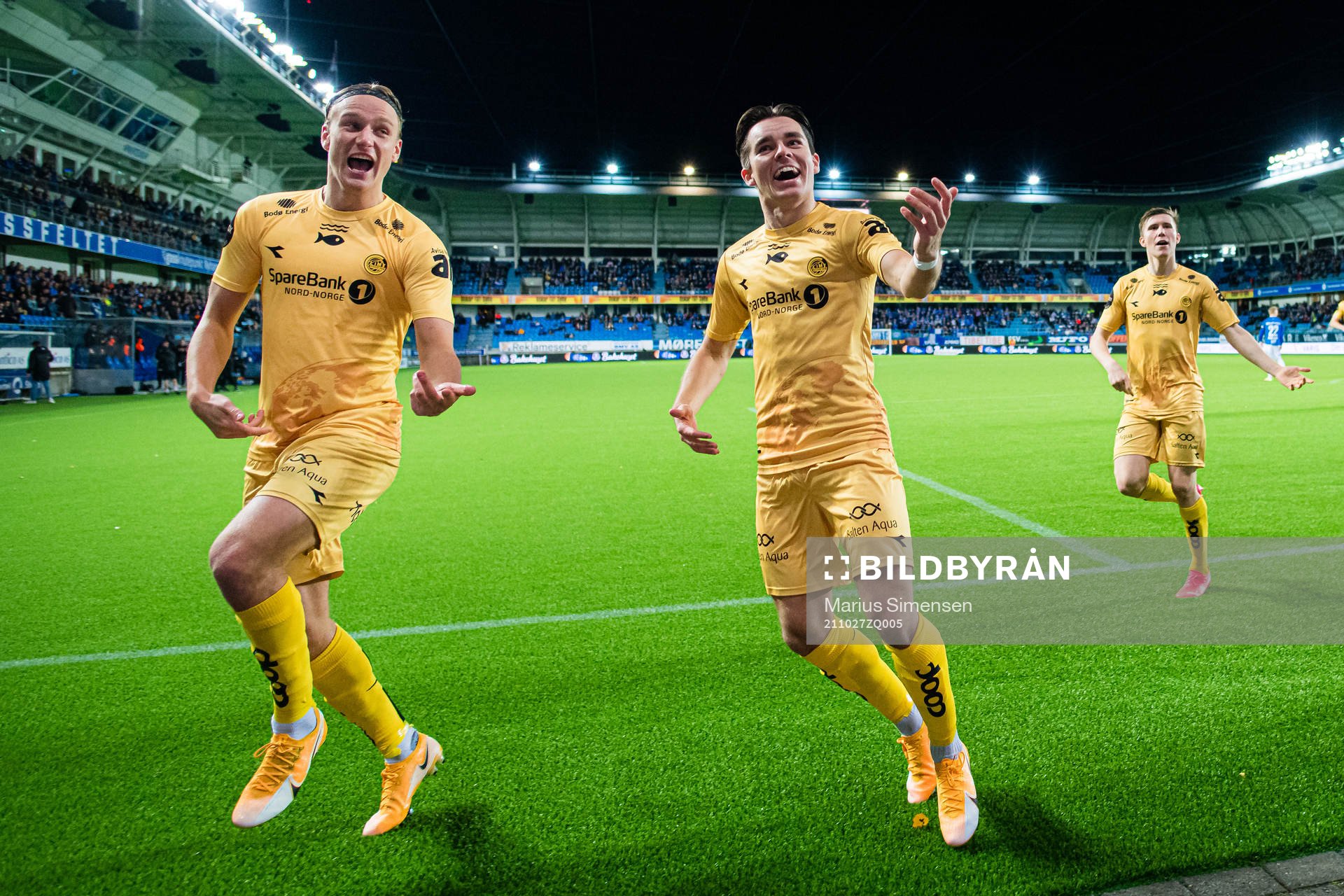 Hugo Vegard Vetlesen of Bodø/Glimt celebrates with Erik