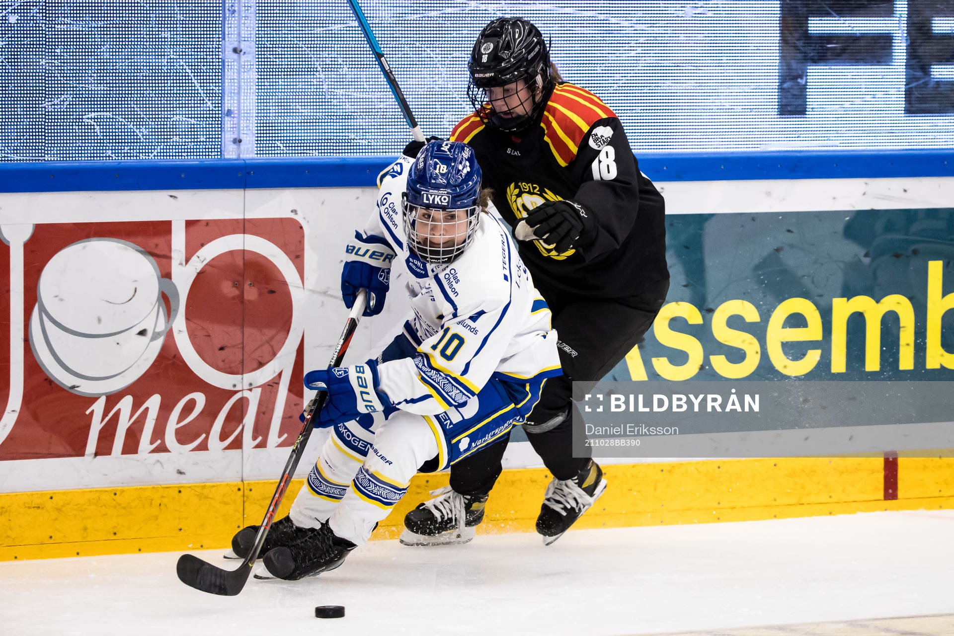 Leksands Phoebe Staenz och  Brynäs Emma Murén