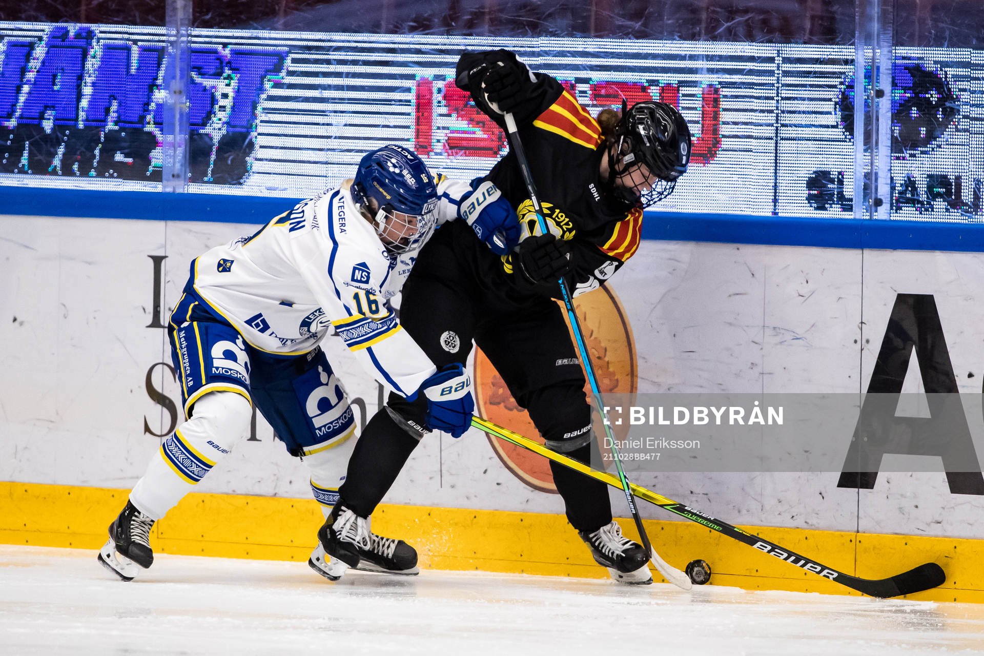 Leksands Jennifer Carlsson  och  Brynäs Emma Murén