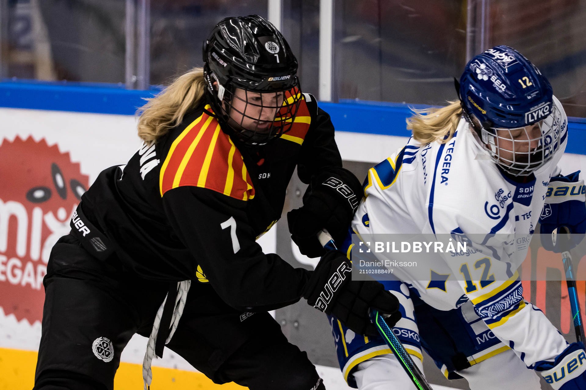 Brynäs Samantha Kolowratova och Leksands Emelie Berlin