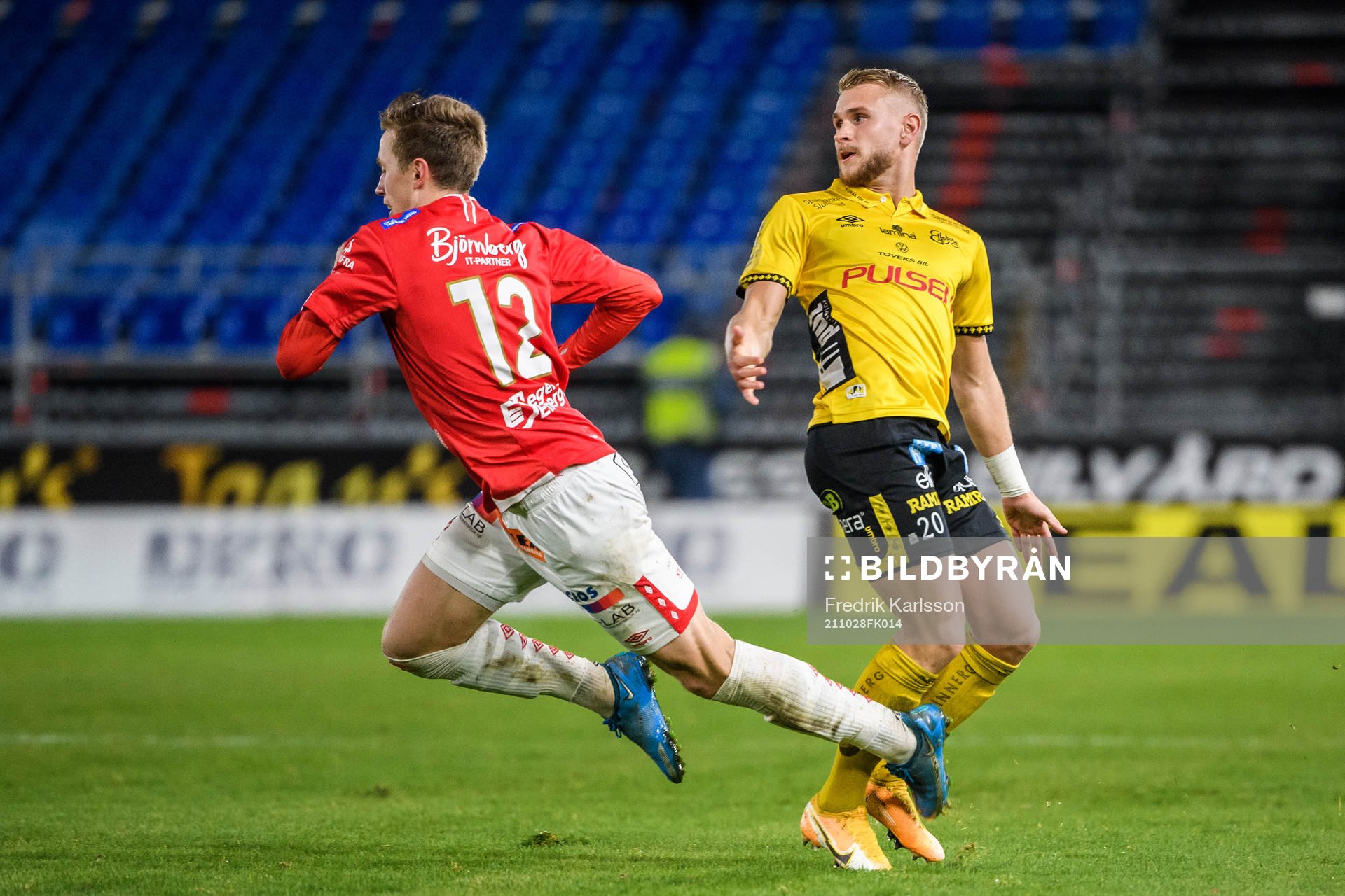 Degerfors Erik Lindell och Elfsborgs Simon Strand