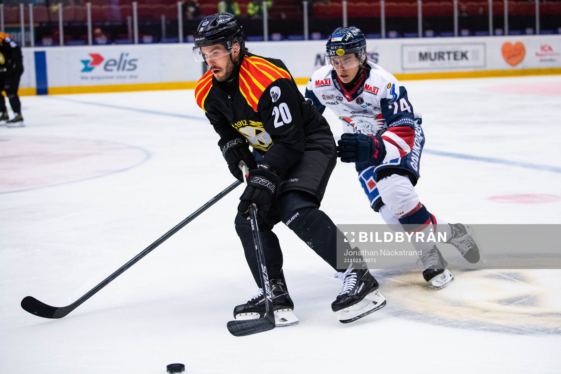 Brynäs Oula Palve och Linköpings Elliot Ekmark