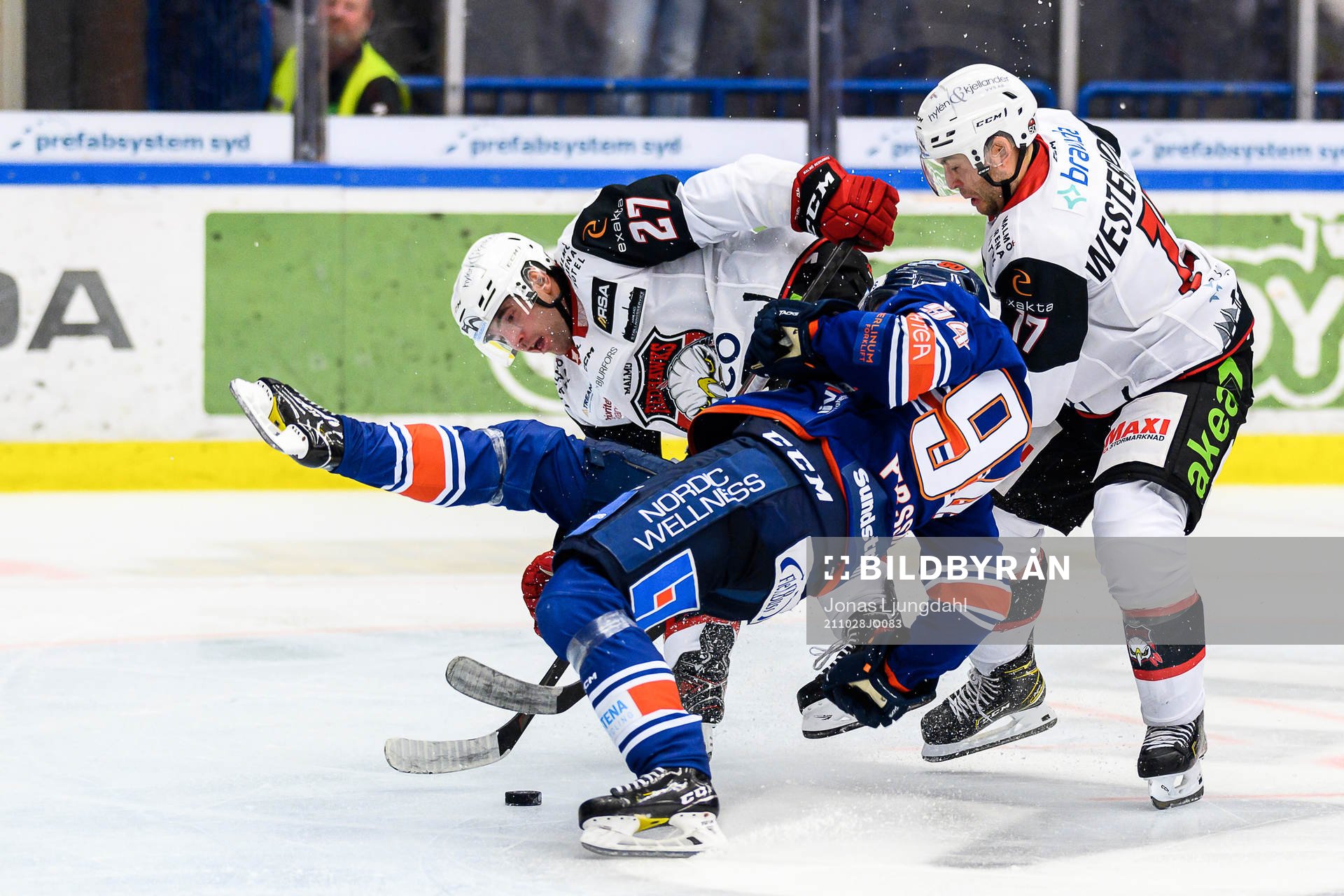 Växjös Joel Persson faller