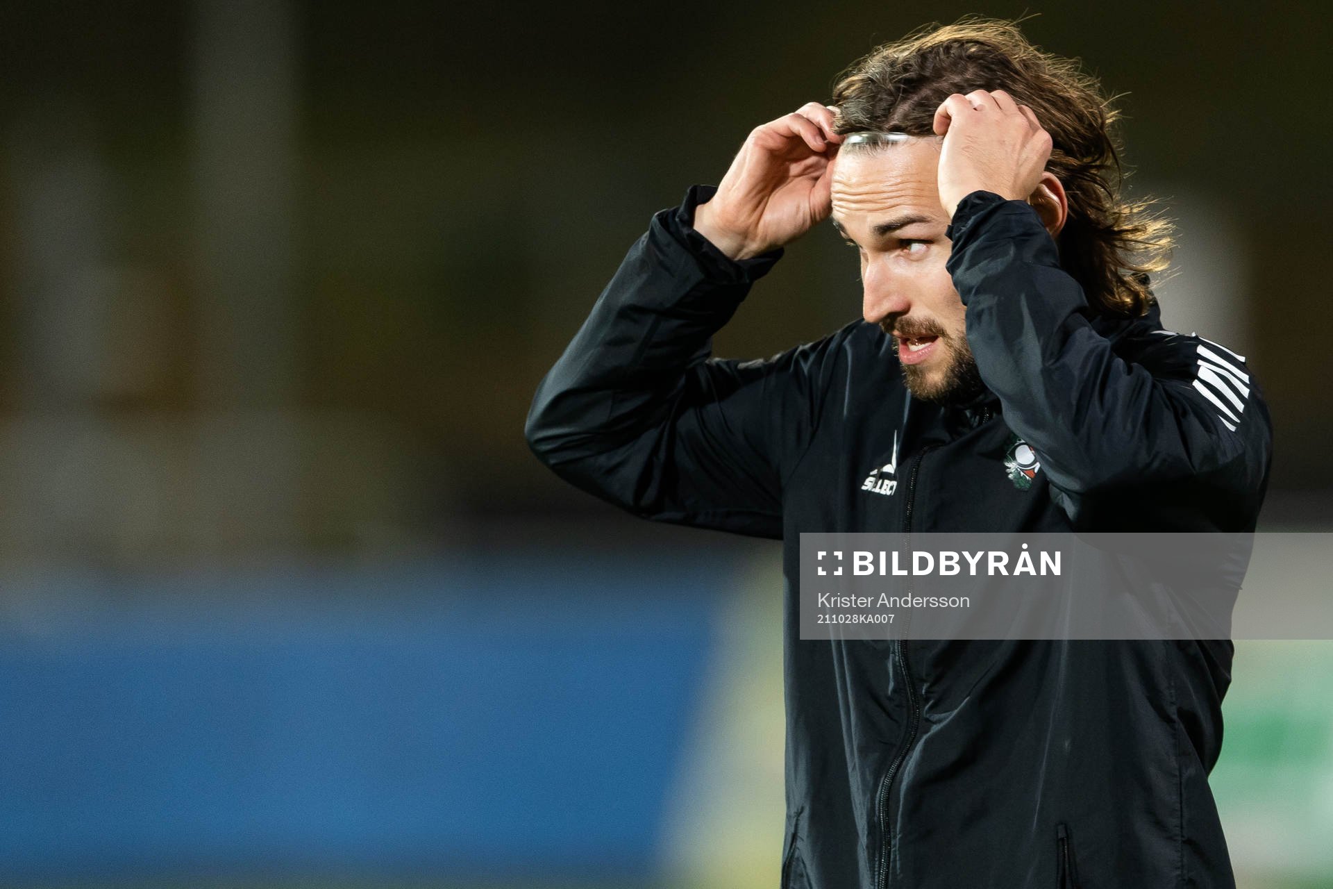 Örebros Kevin Walker före fotbollsmatchen i Allsvenskan