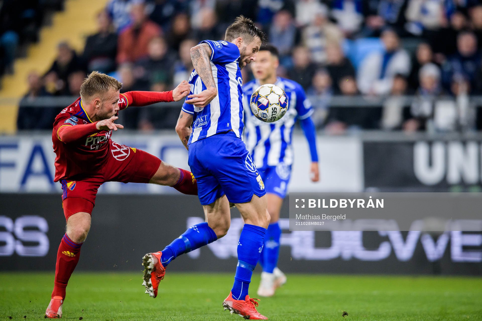 Djurgårdens Nicklas Bärkroth och IFK Göteborgs Mattias