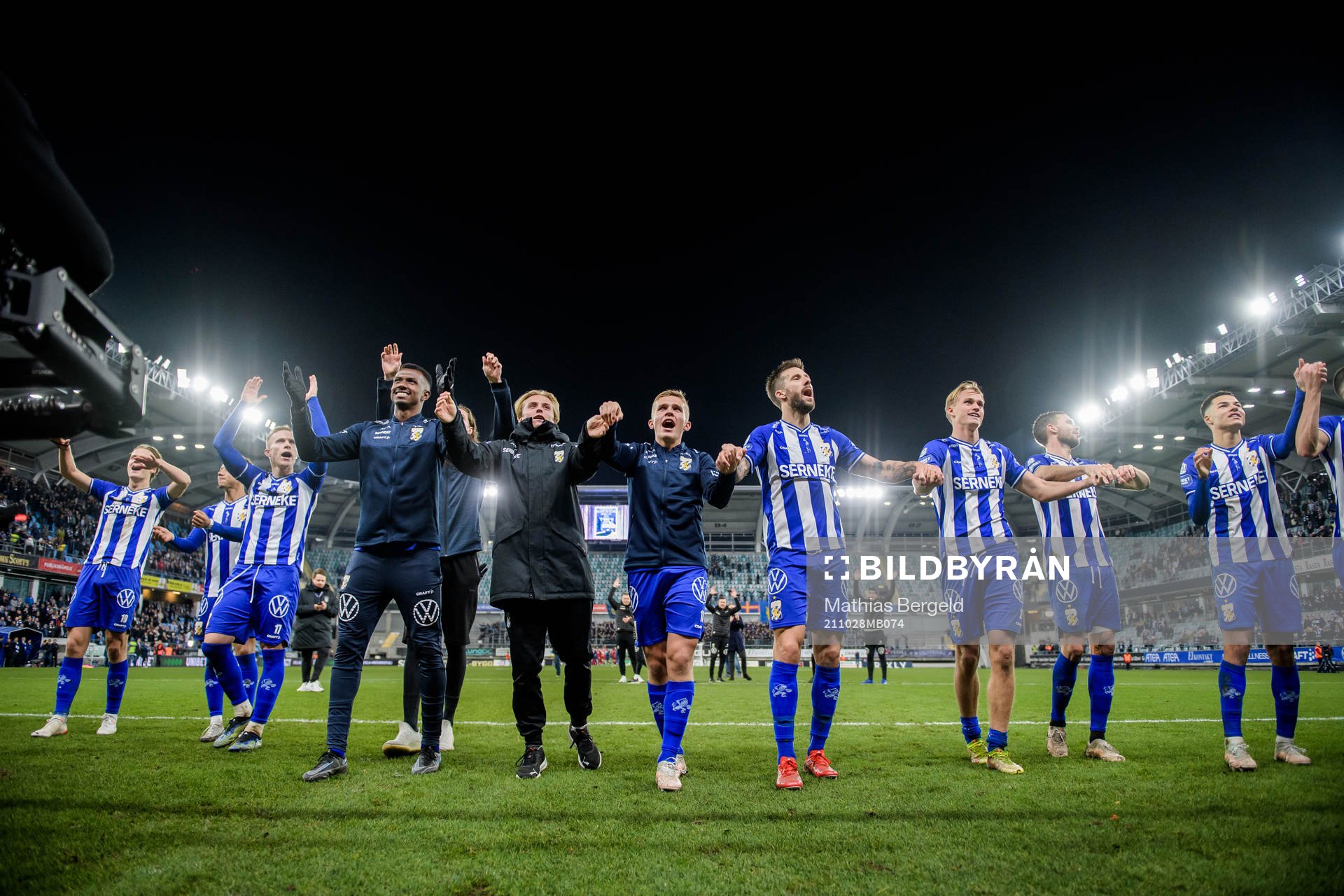 IFK Göteborgs spelare jublar