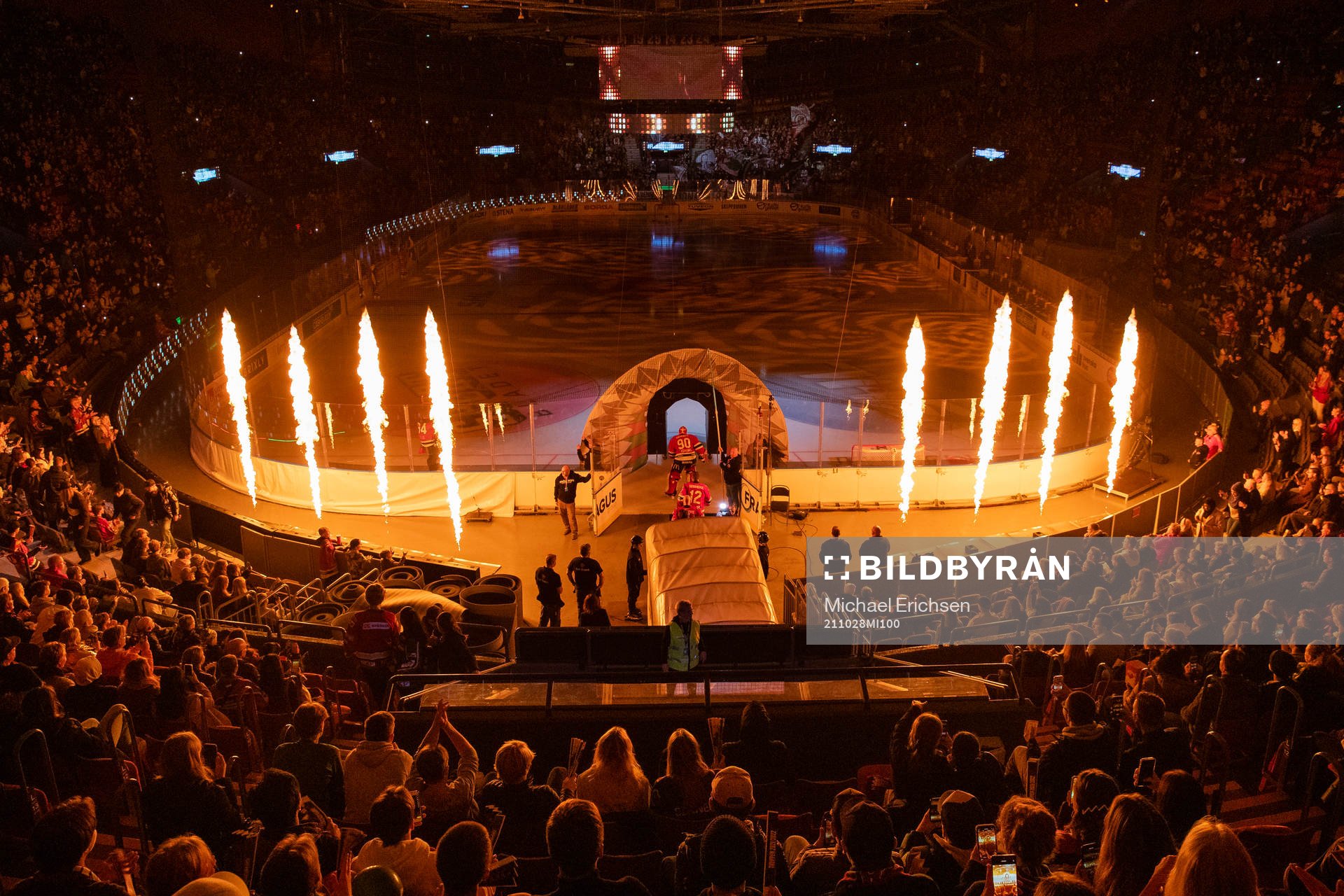 Frölundas intro innan ishockeymatchen i SHL mellan