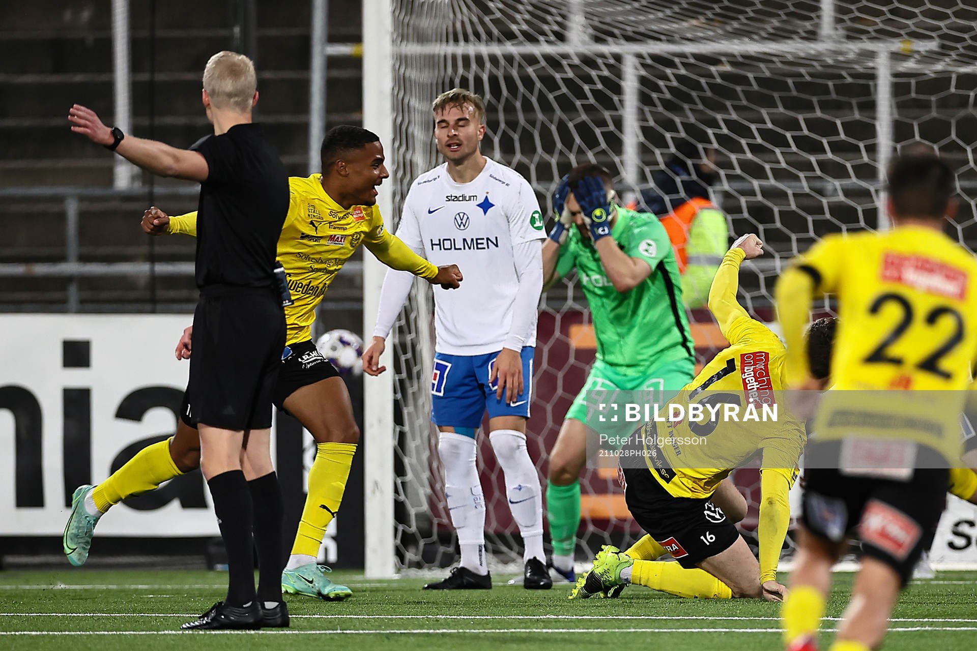 Jubel och IFK Norrköpings målvakt Oscar Jansson och