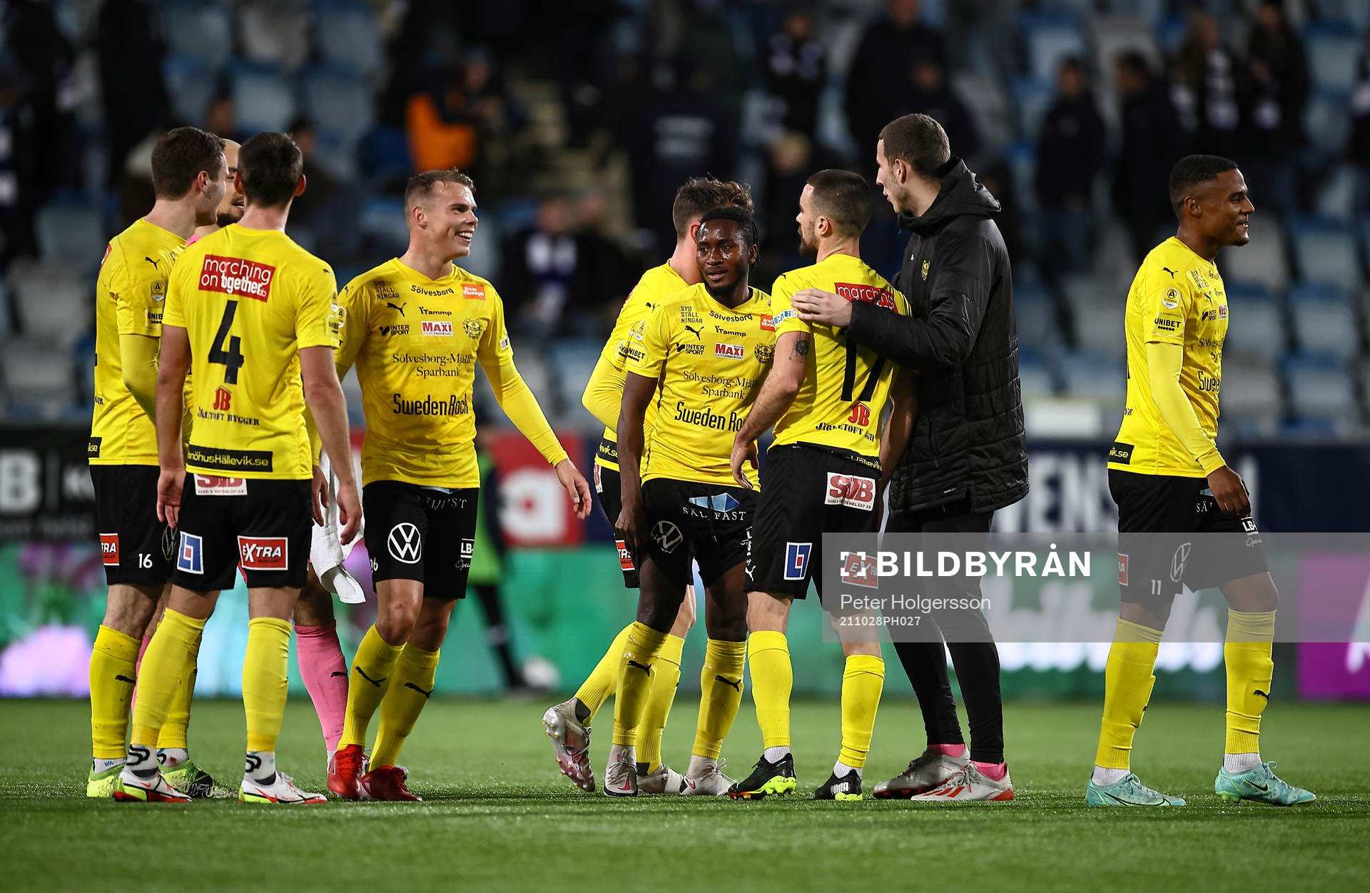 Mjällbys spelare jublar