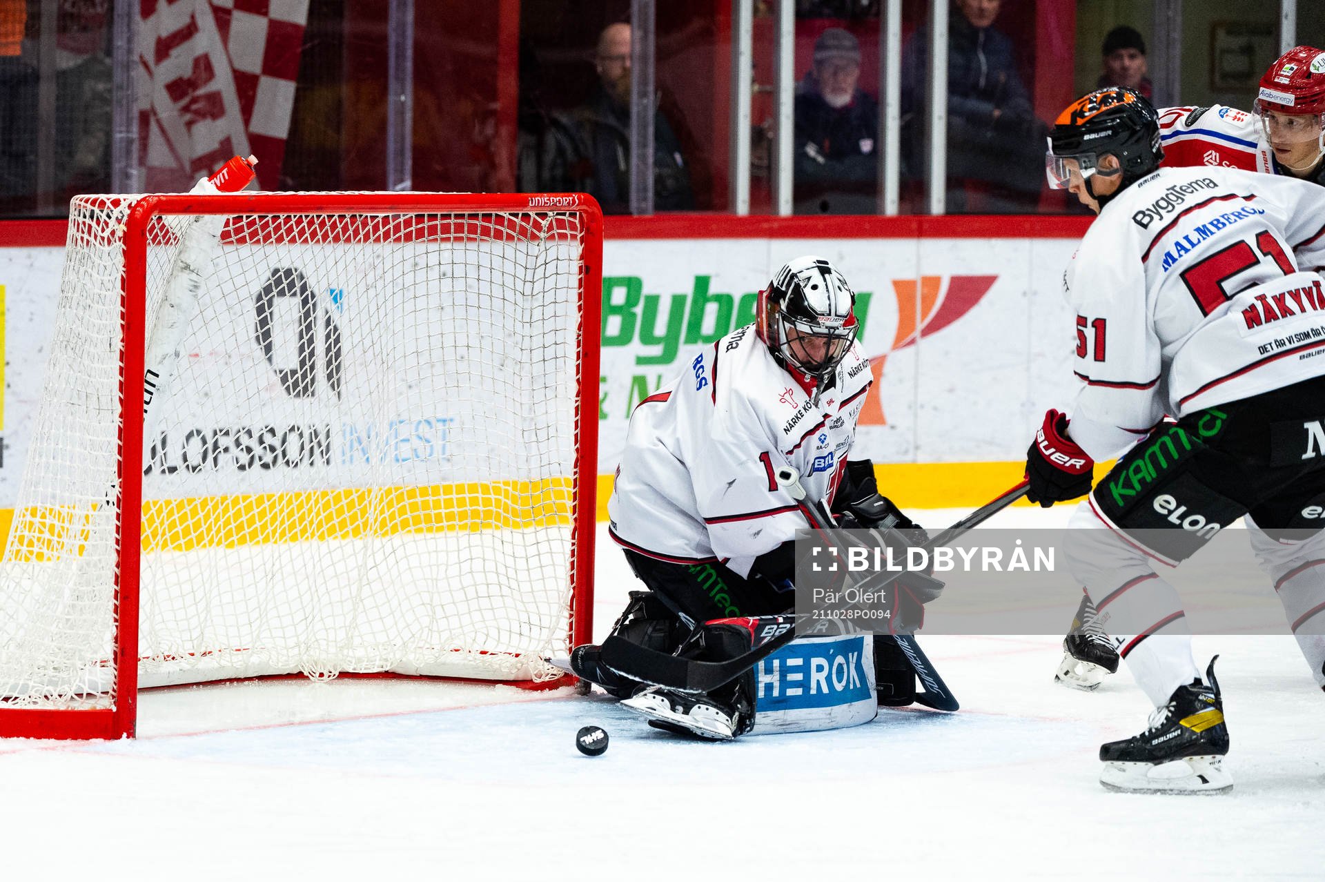 Örebros målvakt Jhonas Enroth och Kristian Näkyvä