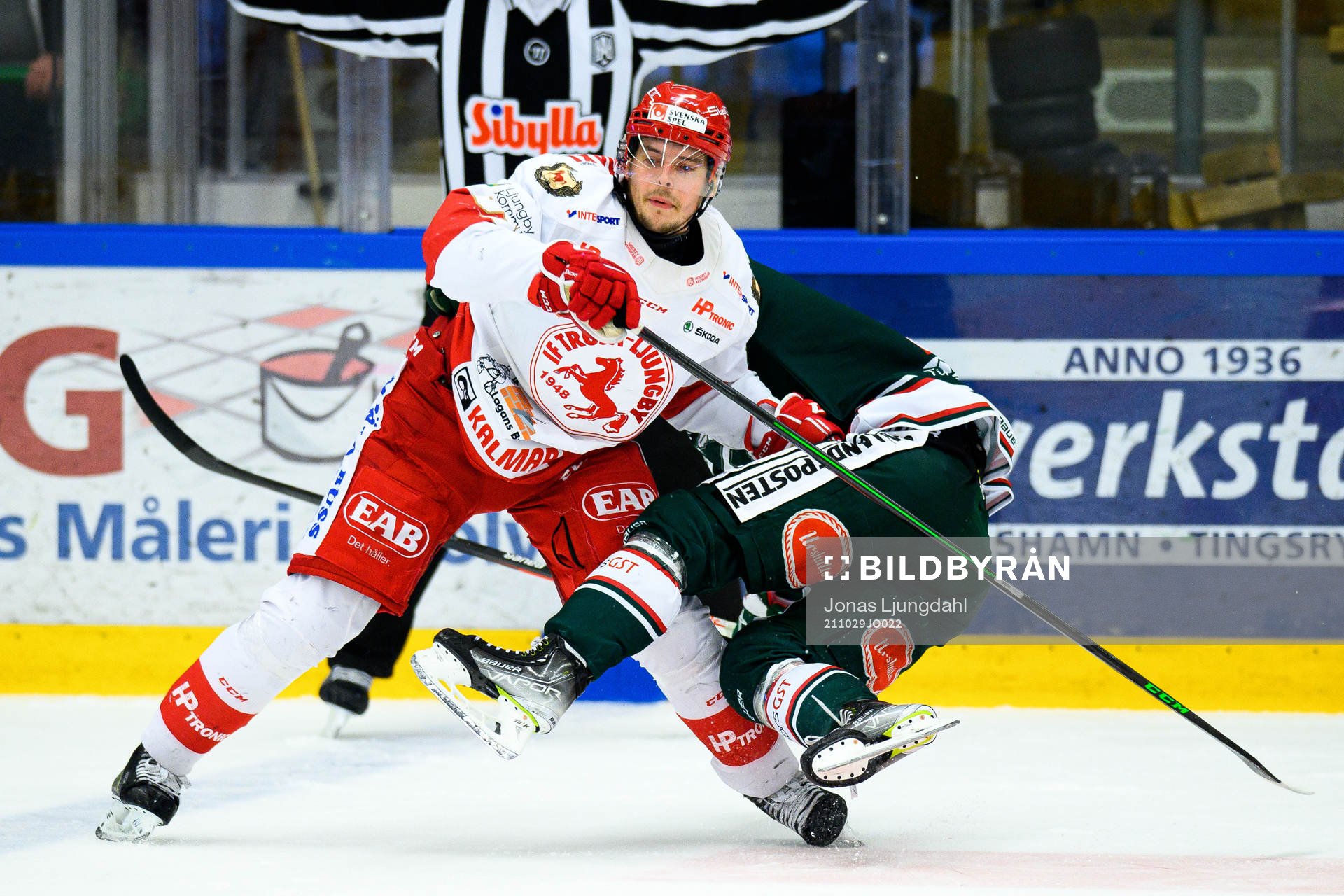 Troja-Ljungbys  Niklas Enberg och Tingsryds Jakob Heljemo