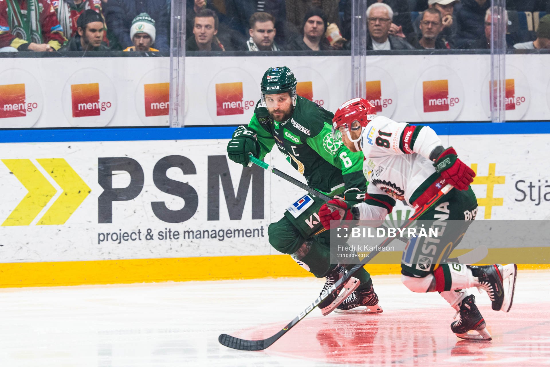 Färjestads Mikael Wikstrand och Frölundas Ryan Lasch
