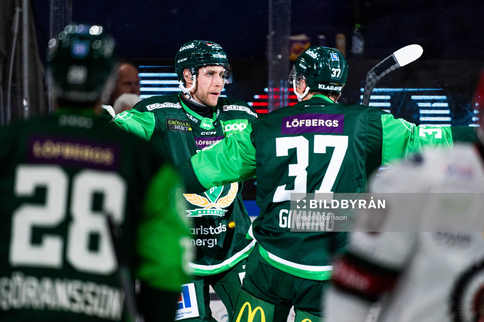 Färjestads Per Åslund jublar