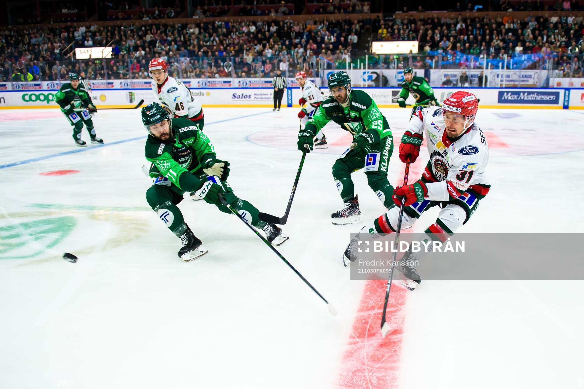 Färjestads Jesse Virtanen och Frölundas Nicklas Lasu