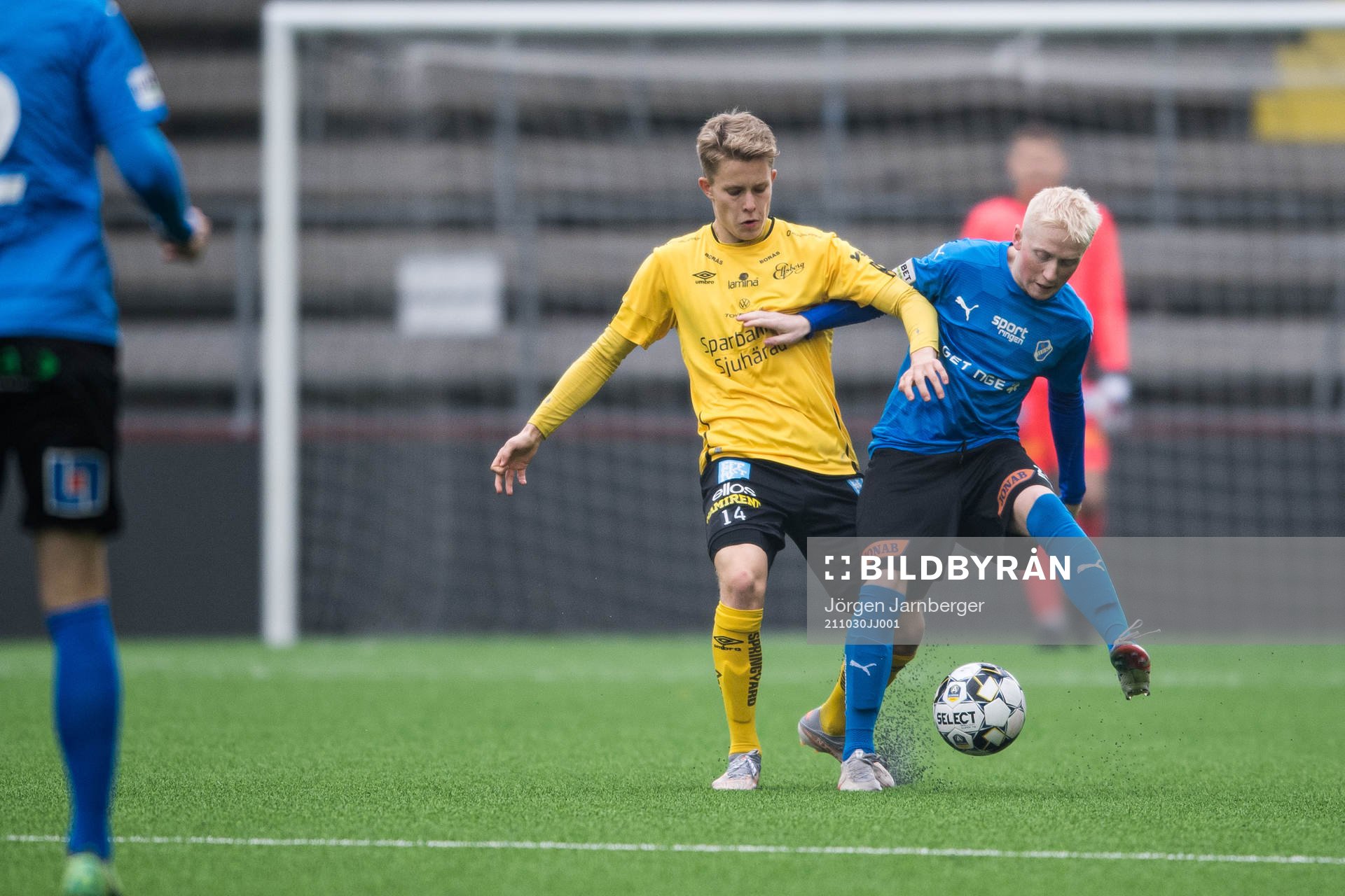 Elfsborgs Filip Persson och Halmstads Pontus Carlsson