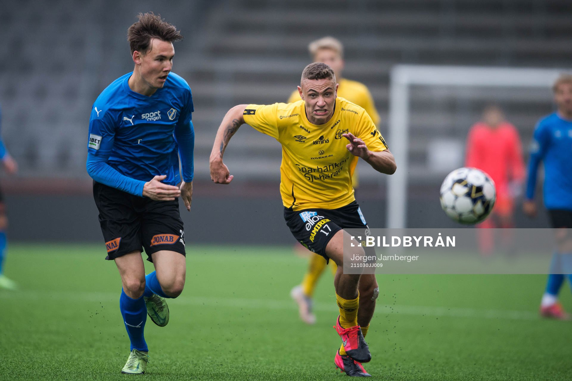 Halmstads Filip Eriksson och Elfsborgs Theo Lind