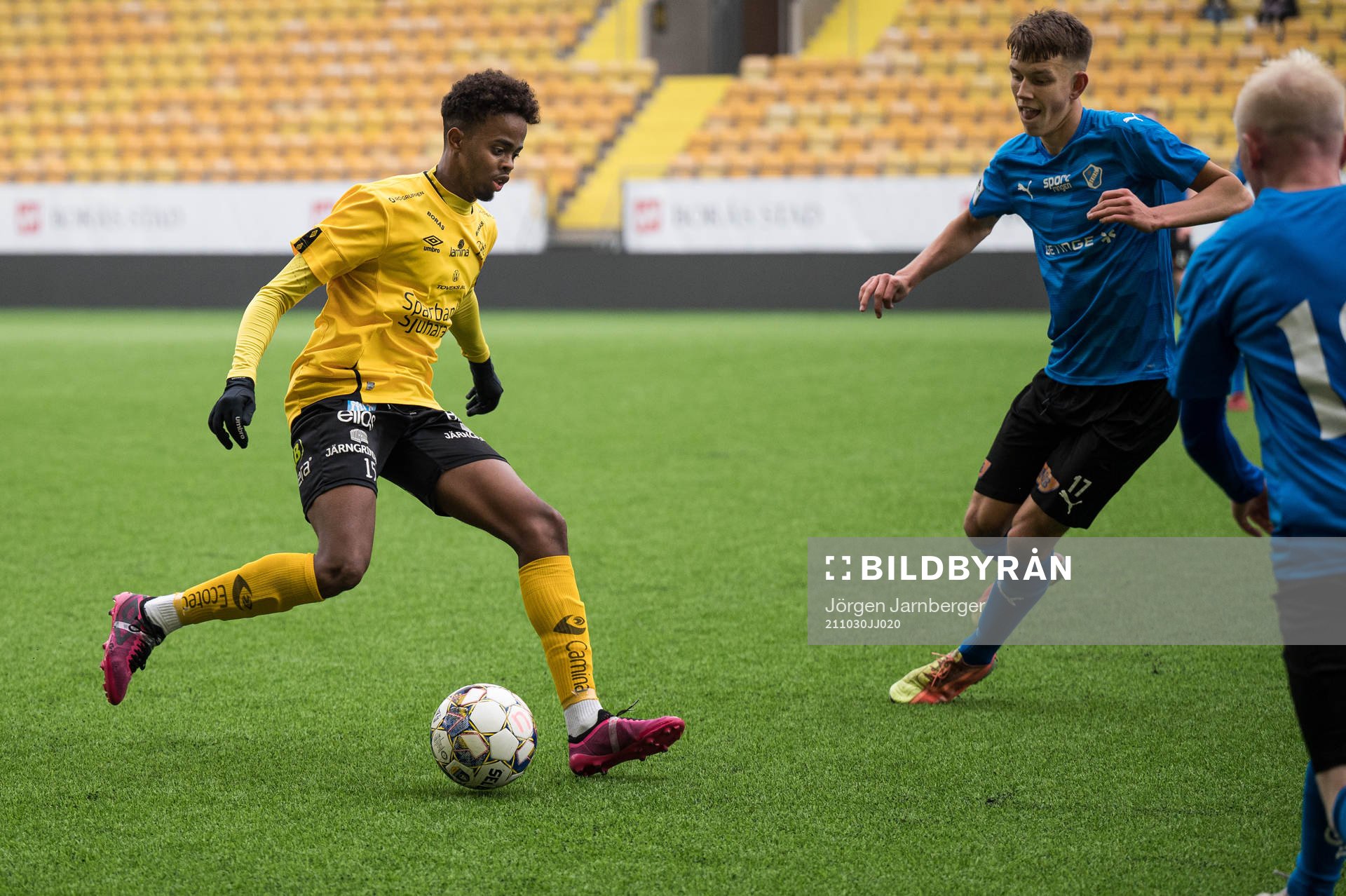 Elfsborgs Mohamed Adam och Halmstads Kazper Karlsson