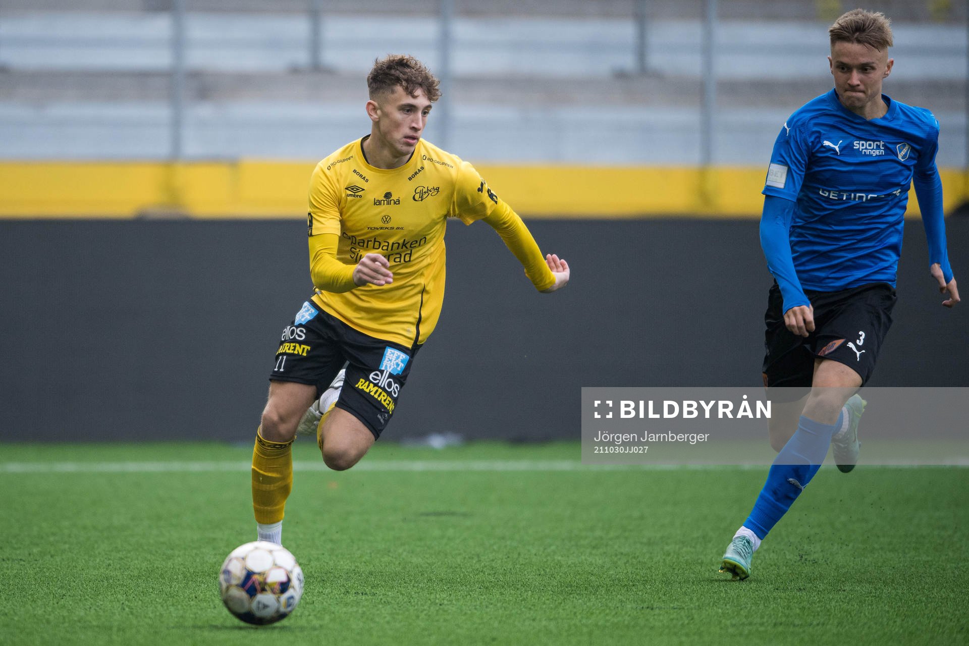 Elfsborgs Isaac Antonsson under fotbollsmatchen i P19 Allsvenskan södra mellan Elfsborg och Halmstad den 30 oktober 2021 i Borås.
