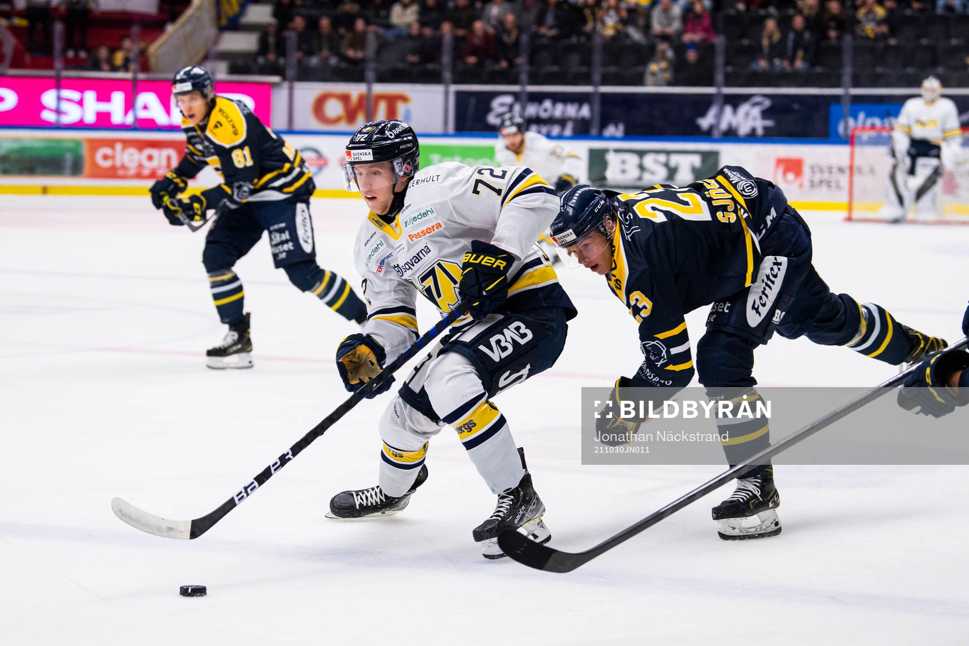s Linus Fröberg och Södertäljes Albert Sjöberg