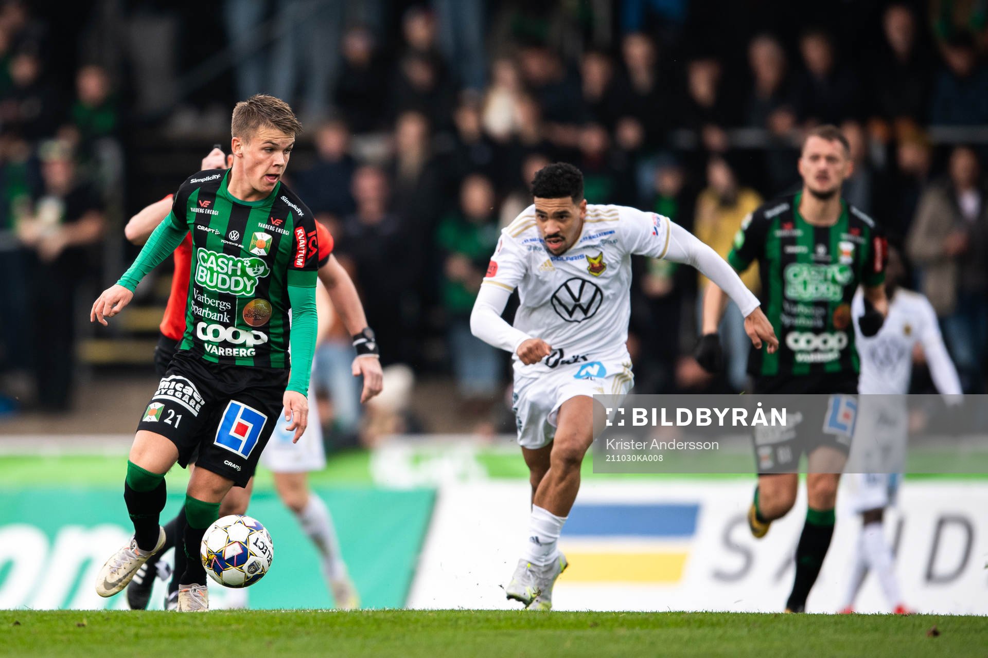Varbergs Victor Karlsson och Östersunds Marco Weymans