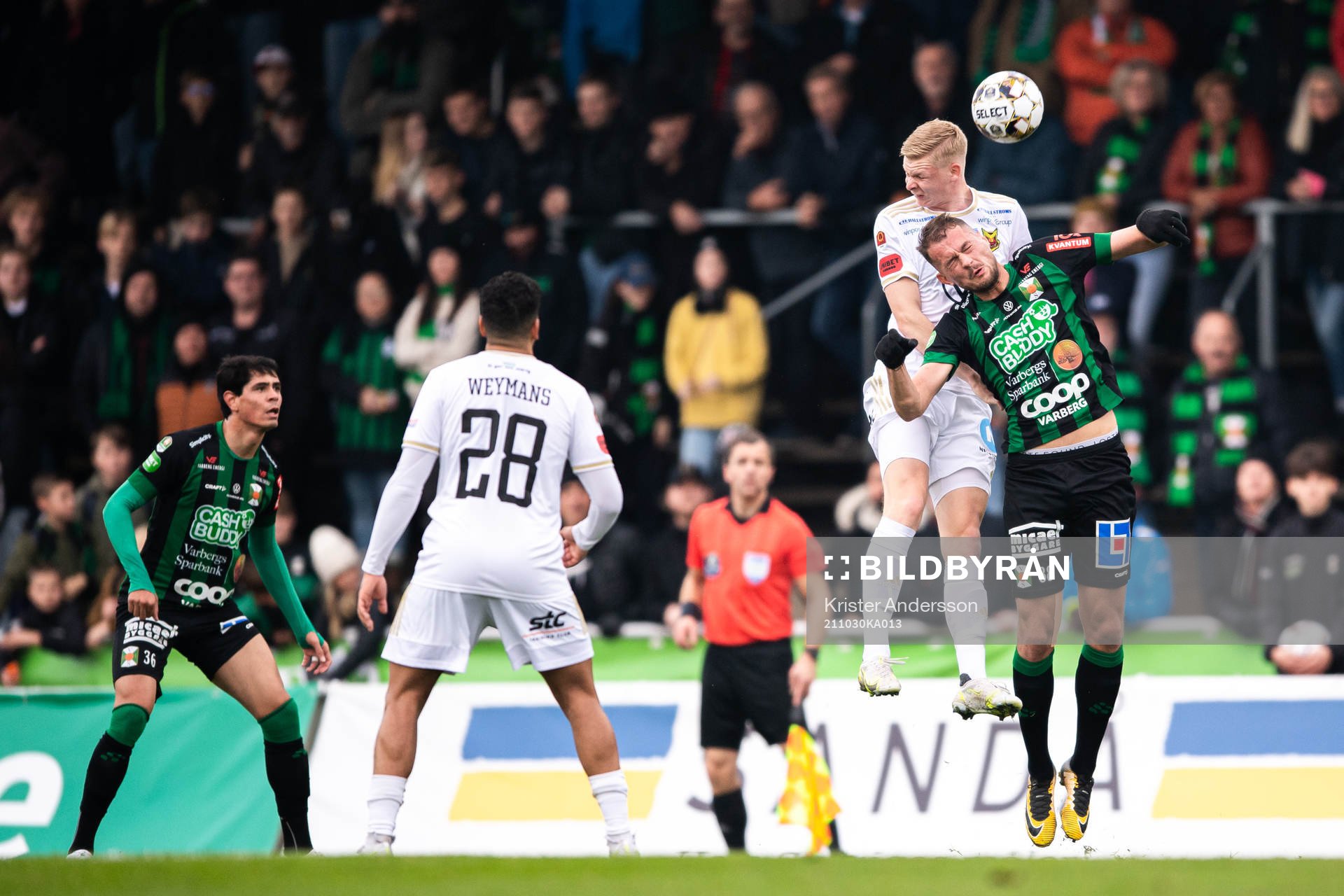 Östersunds Malcolm Stolt och Varbergs Luke le Roux