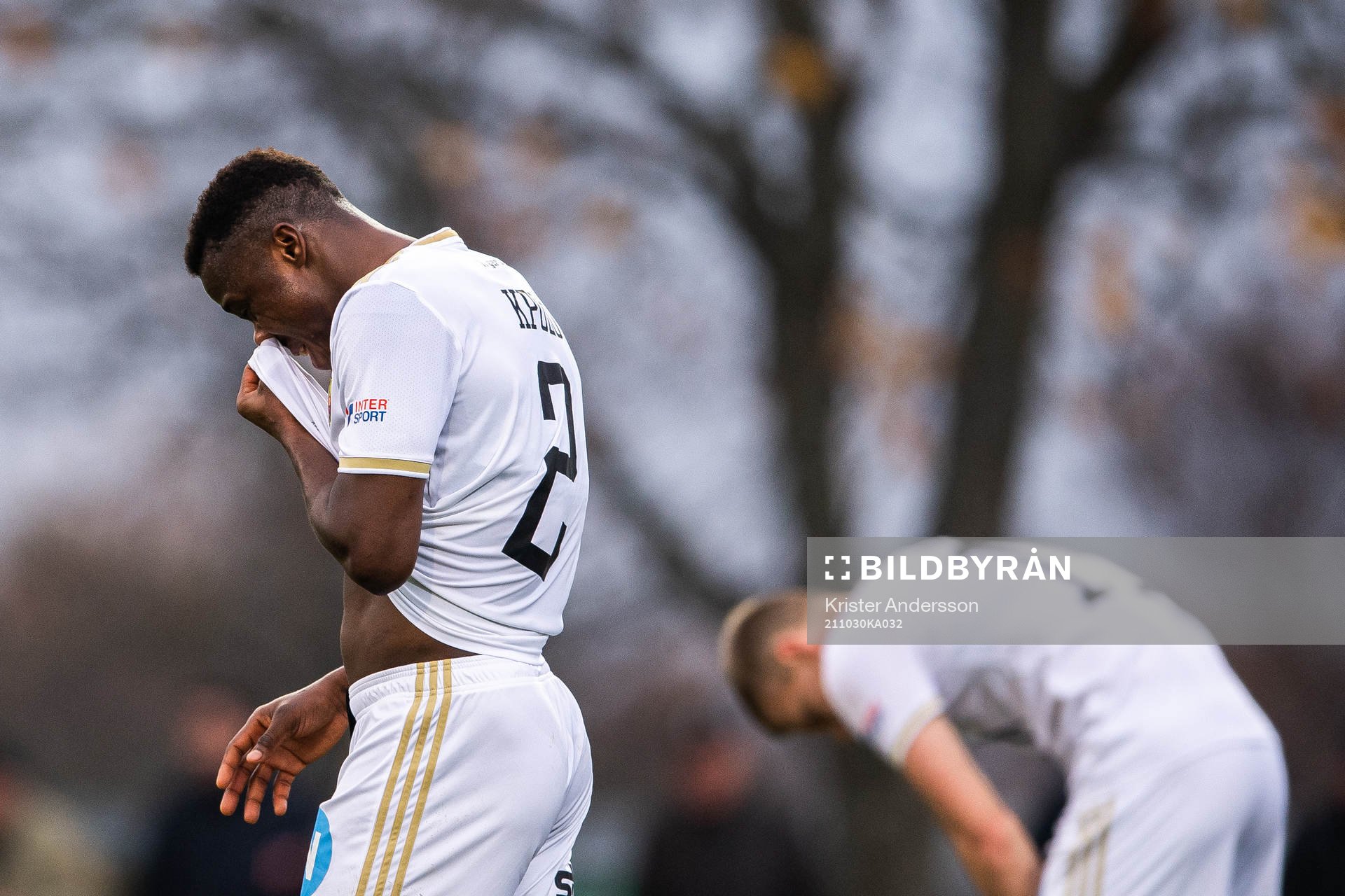 Östersunds Patrick Kpozo deppar