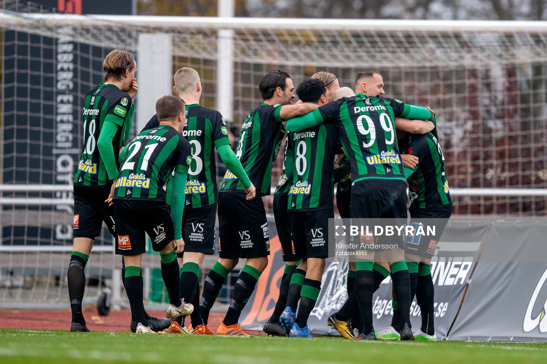 Varbergs spelare jublar