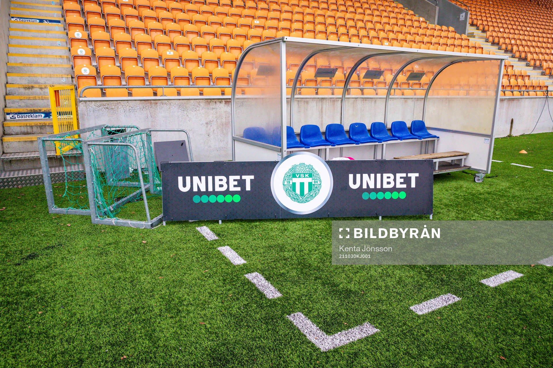 En reklamskylt för Unibet