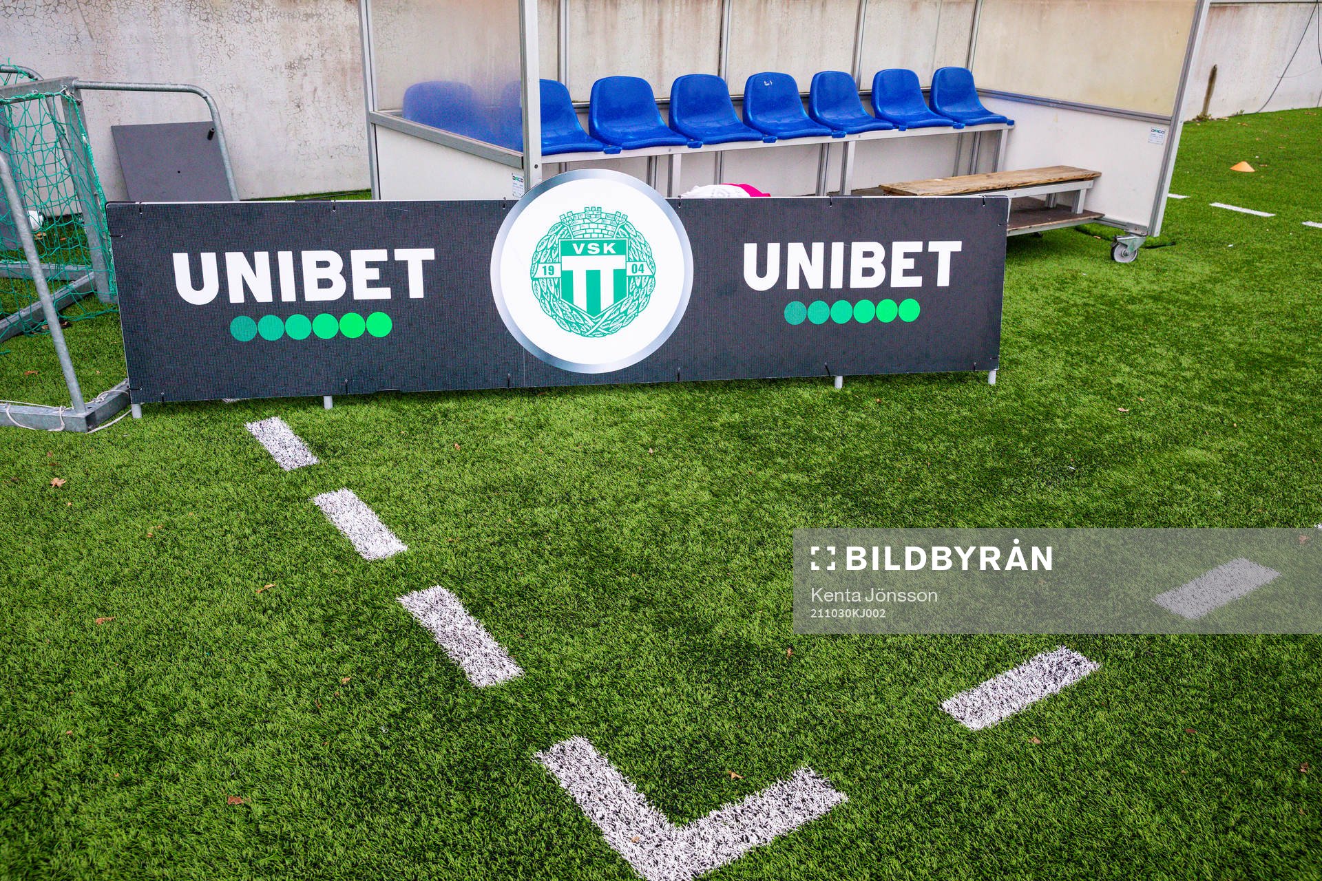 En reklamskylt för Unibet