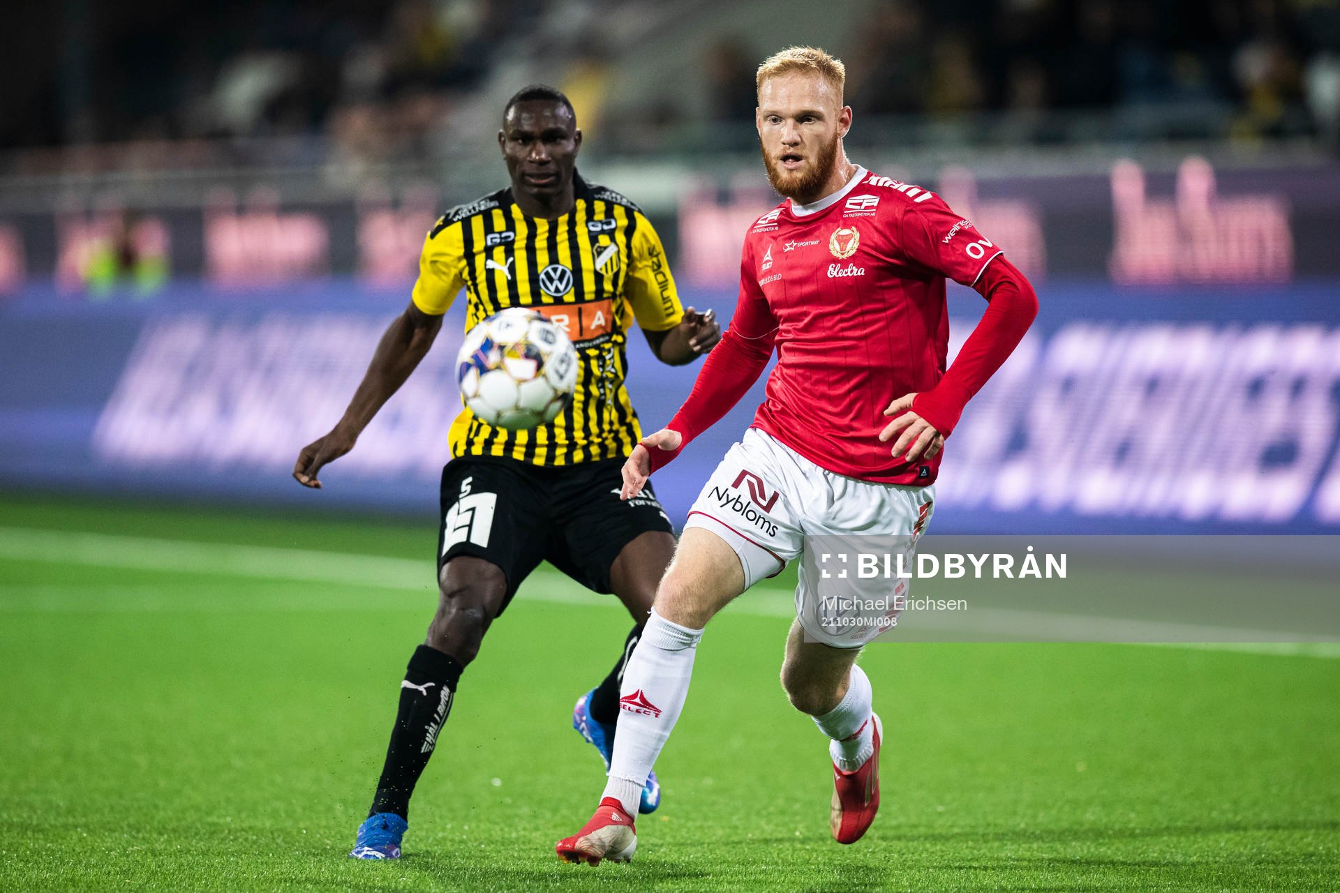 Häckens Godswill Ekpolo och Kalmars Nils Fröling