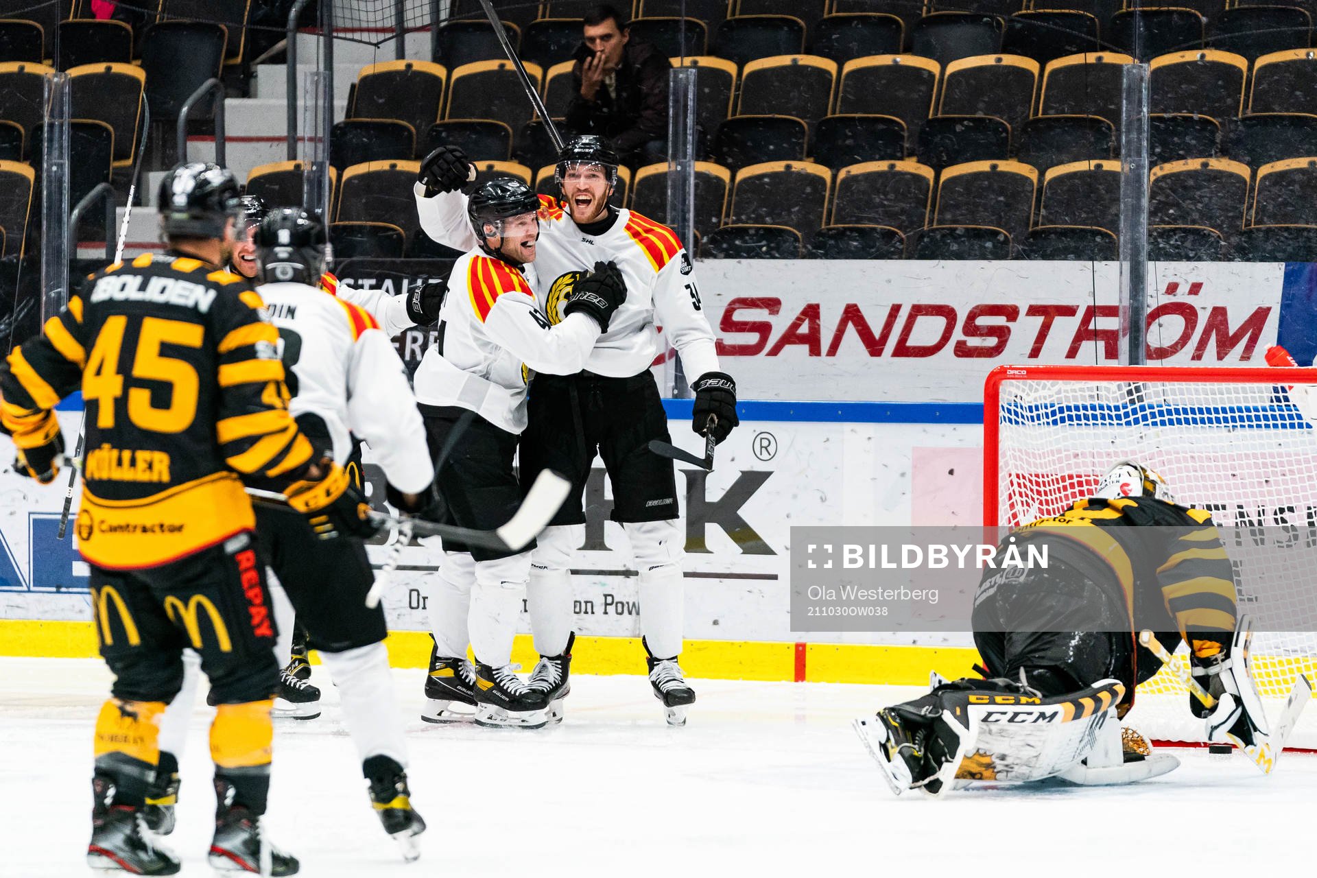 Brynäs Oscar Eklind jublar