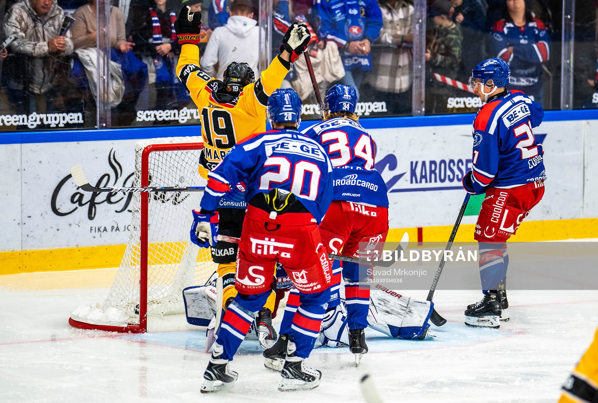Luleås Konstantin Komarek jublar