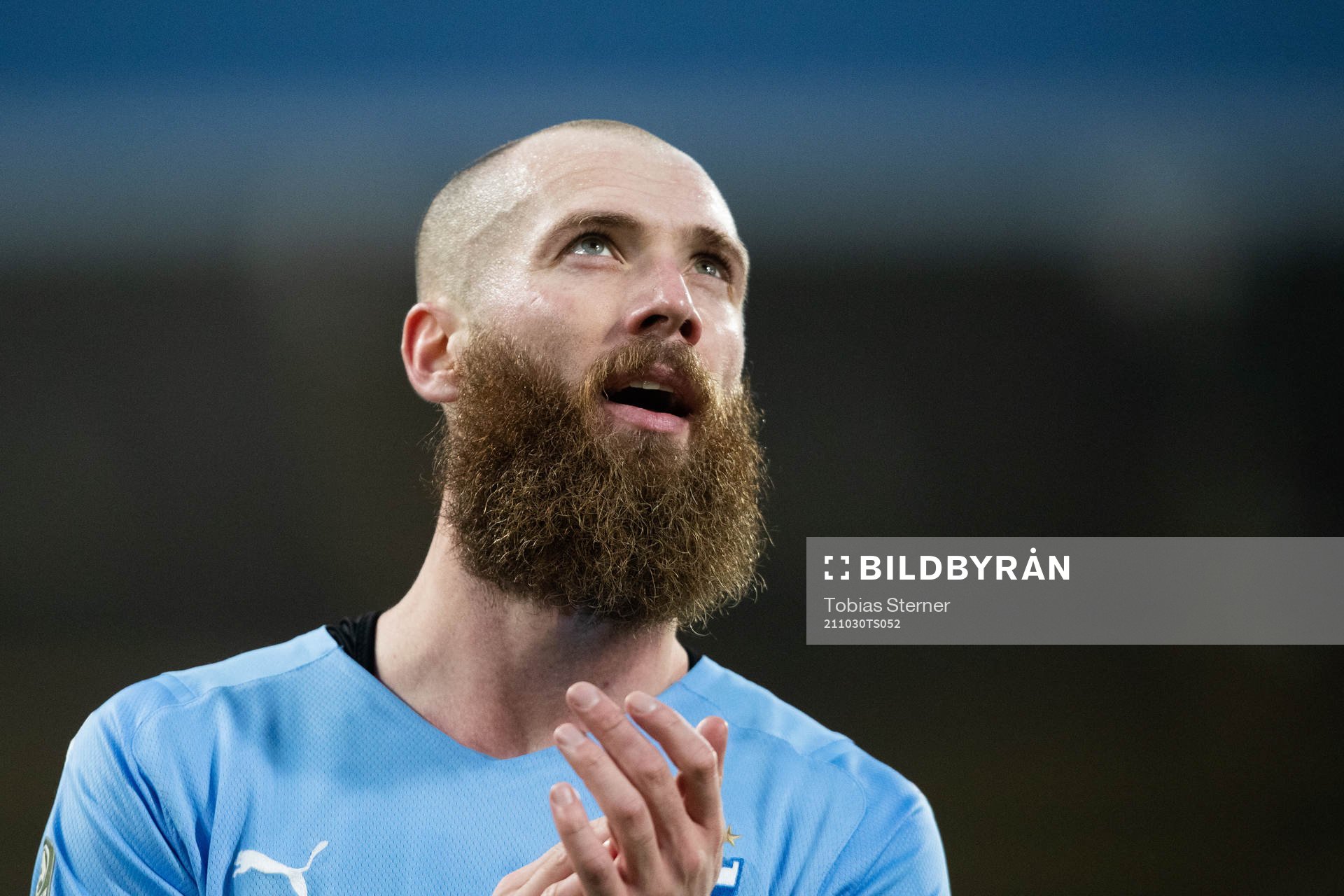 Malmös Jo Inge Berget jublar efter fotbollsmatchen i Allsvenskan mellan Sirius och Malmö FF den 30 oktober 2021 i Uppsala. 