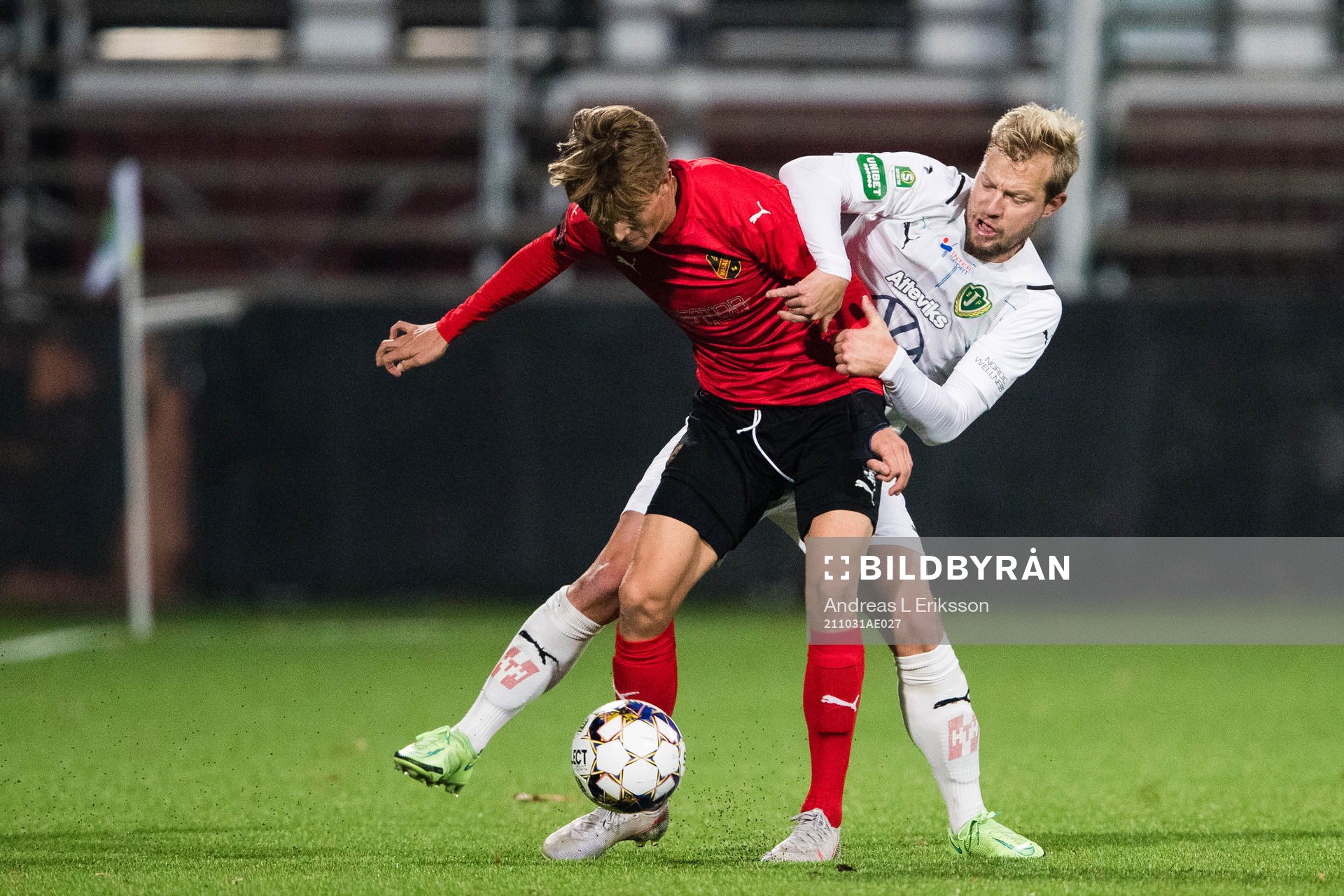 Vasalunds Tom Strannegård och Jönköpings Sebastian Crona