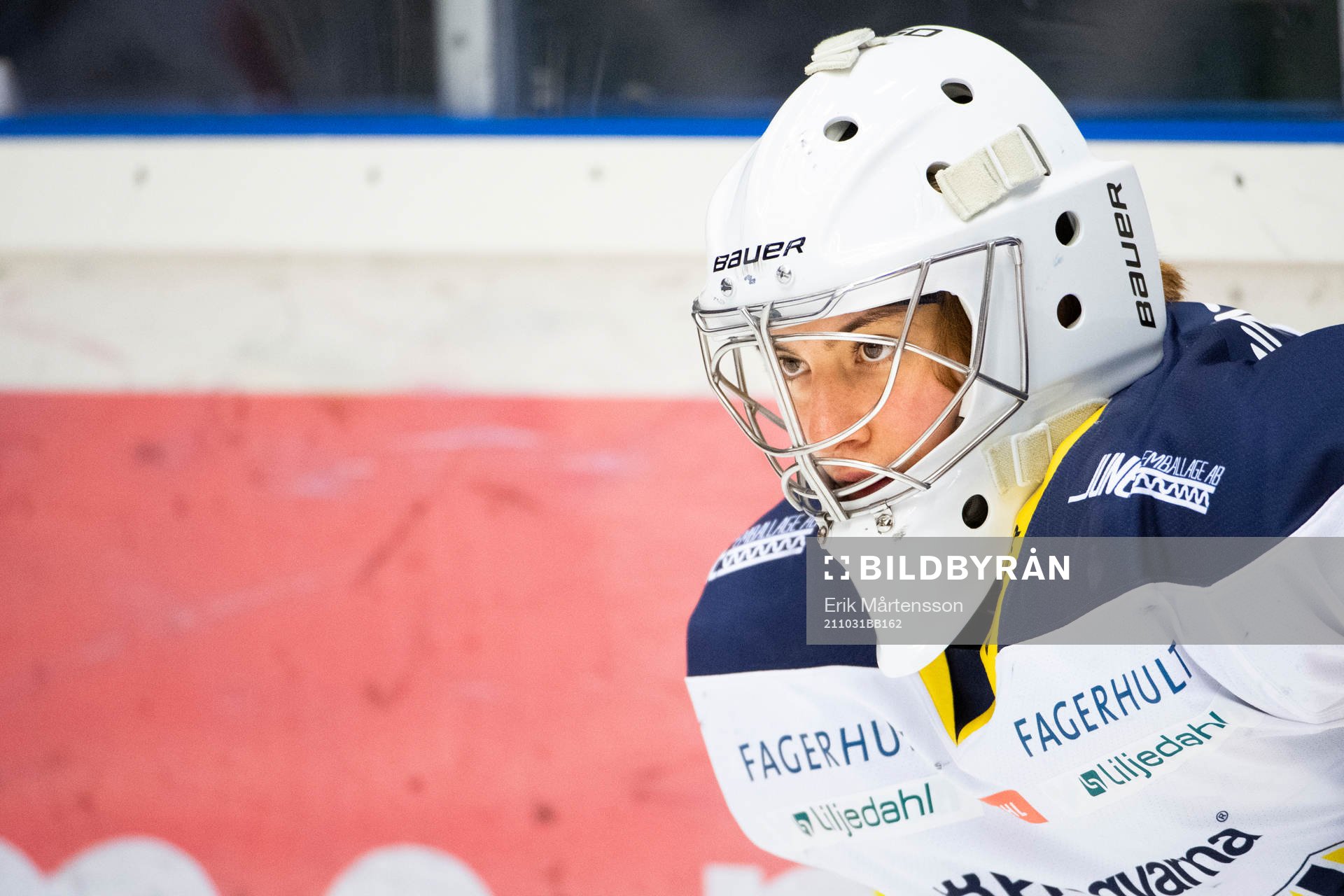 s målvakt Alba Gonzalo värmer upp
