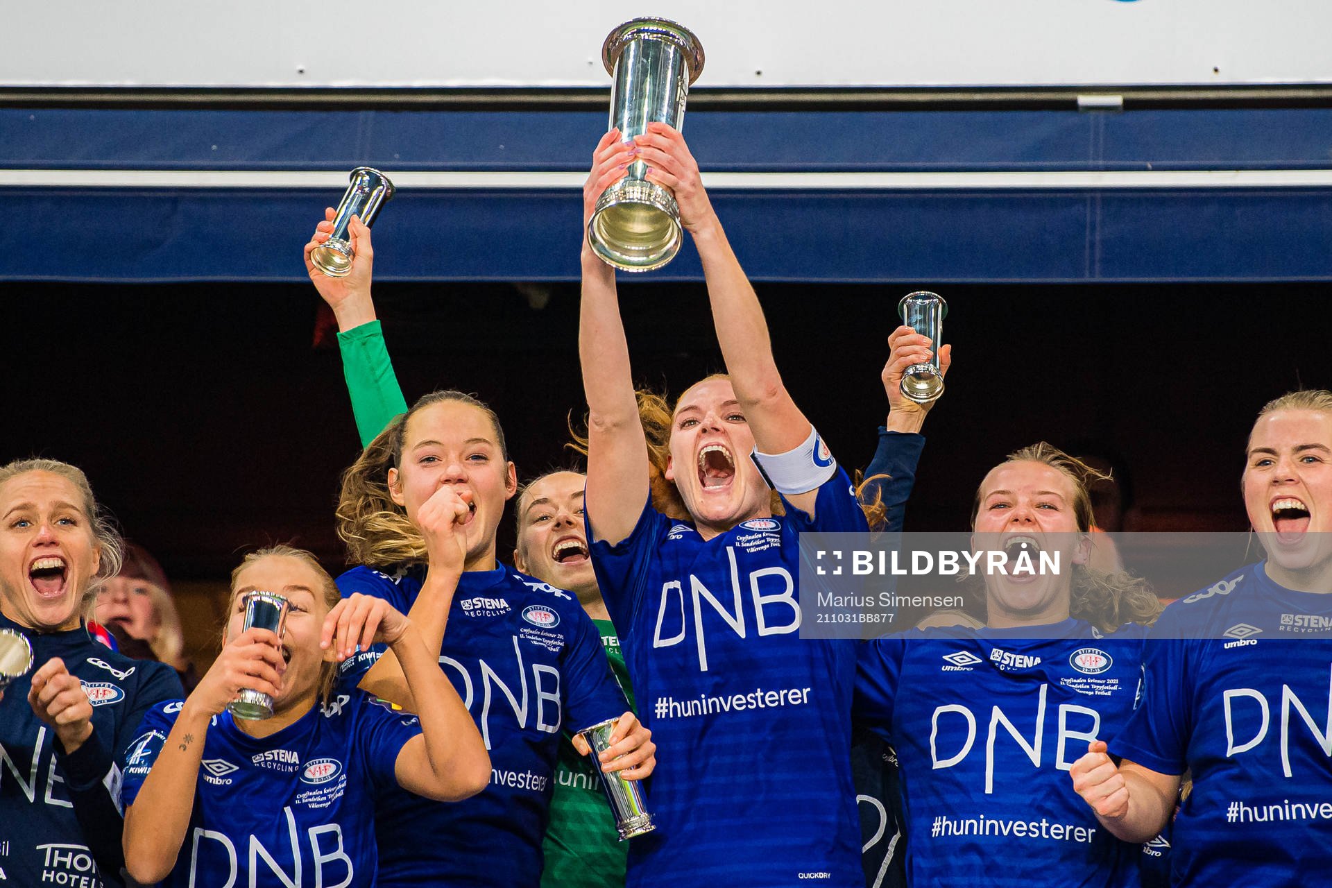 Stine Ballisager Pedersen of Vålerenga celebrates with the