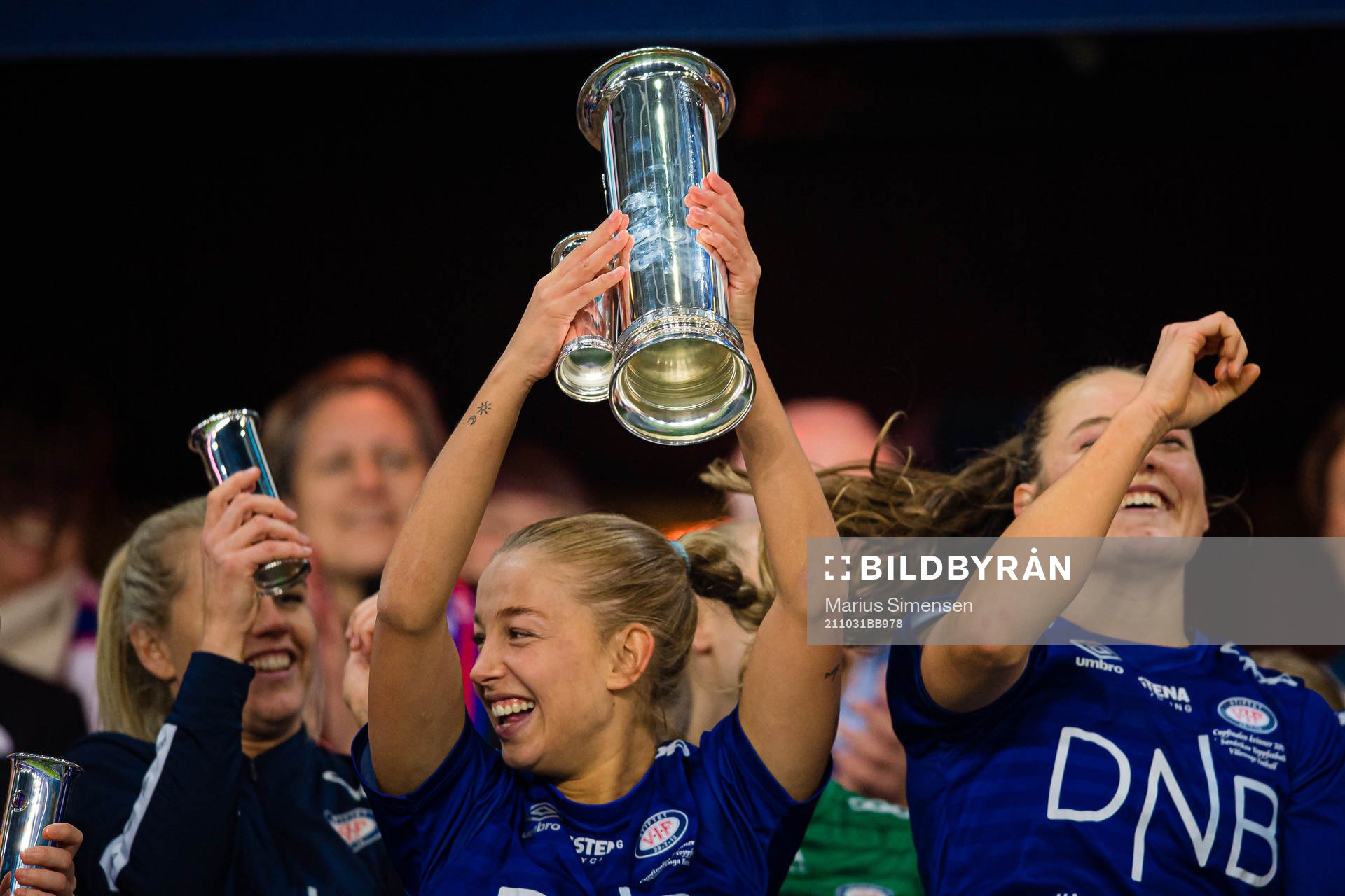 Rikke Bogetveit Nygard of Vålerenga celebrates with the