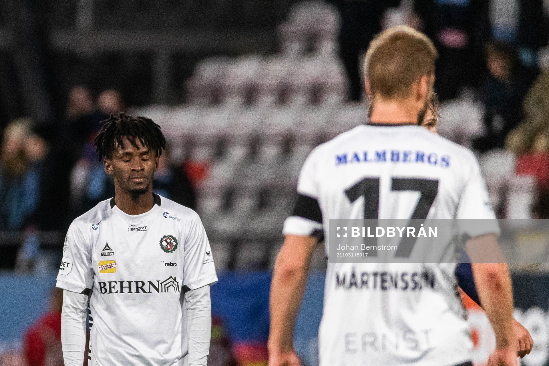 Örebros Rickard Emeka Friday deppar