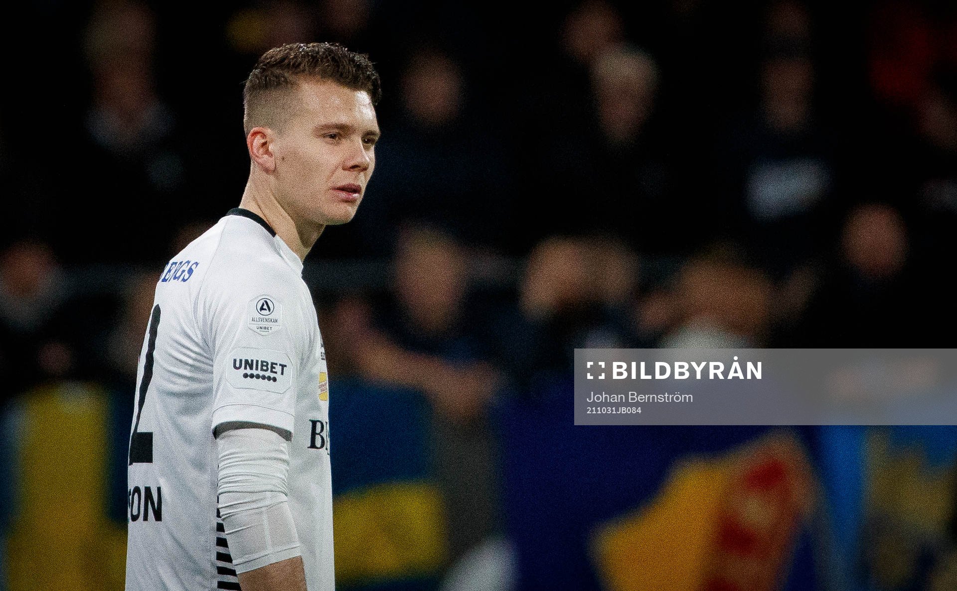 Örebros Jake Larsson deppar