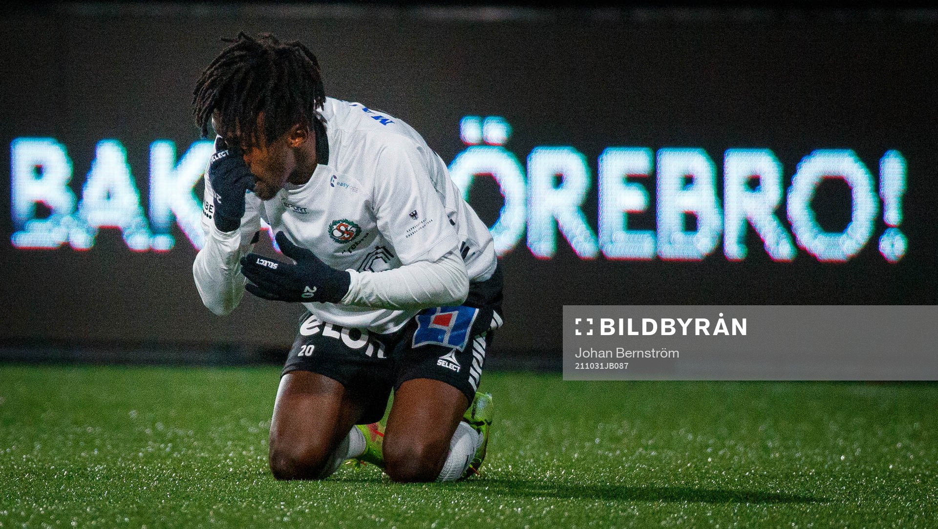 Örebros Rickard Emeka Friday deppar