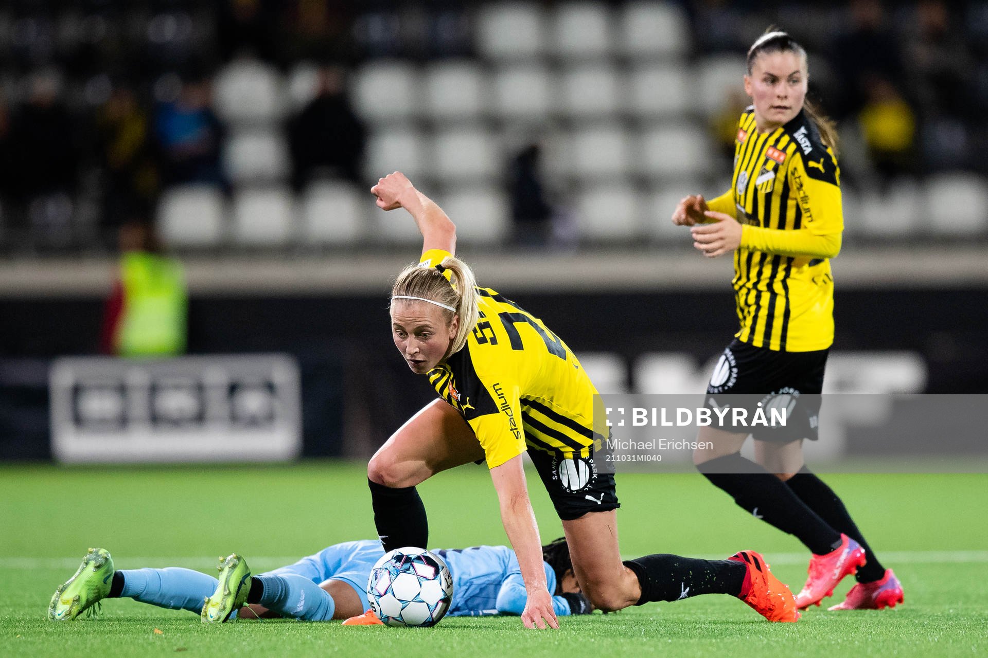 Häckens Julia Karlernäs