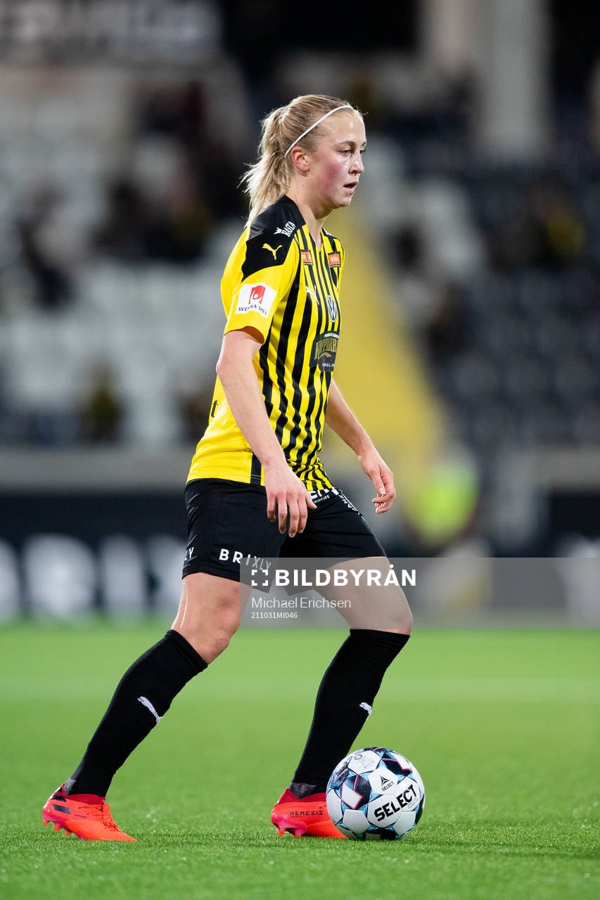 Häckens Julia Karlernäs