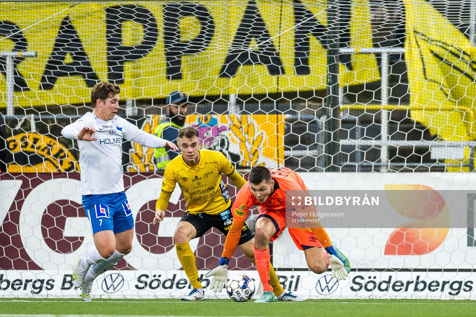 IFK Norrköpings Alexander Fransson med målchans mot