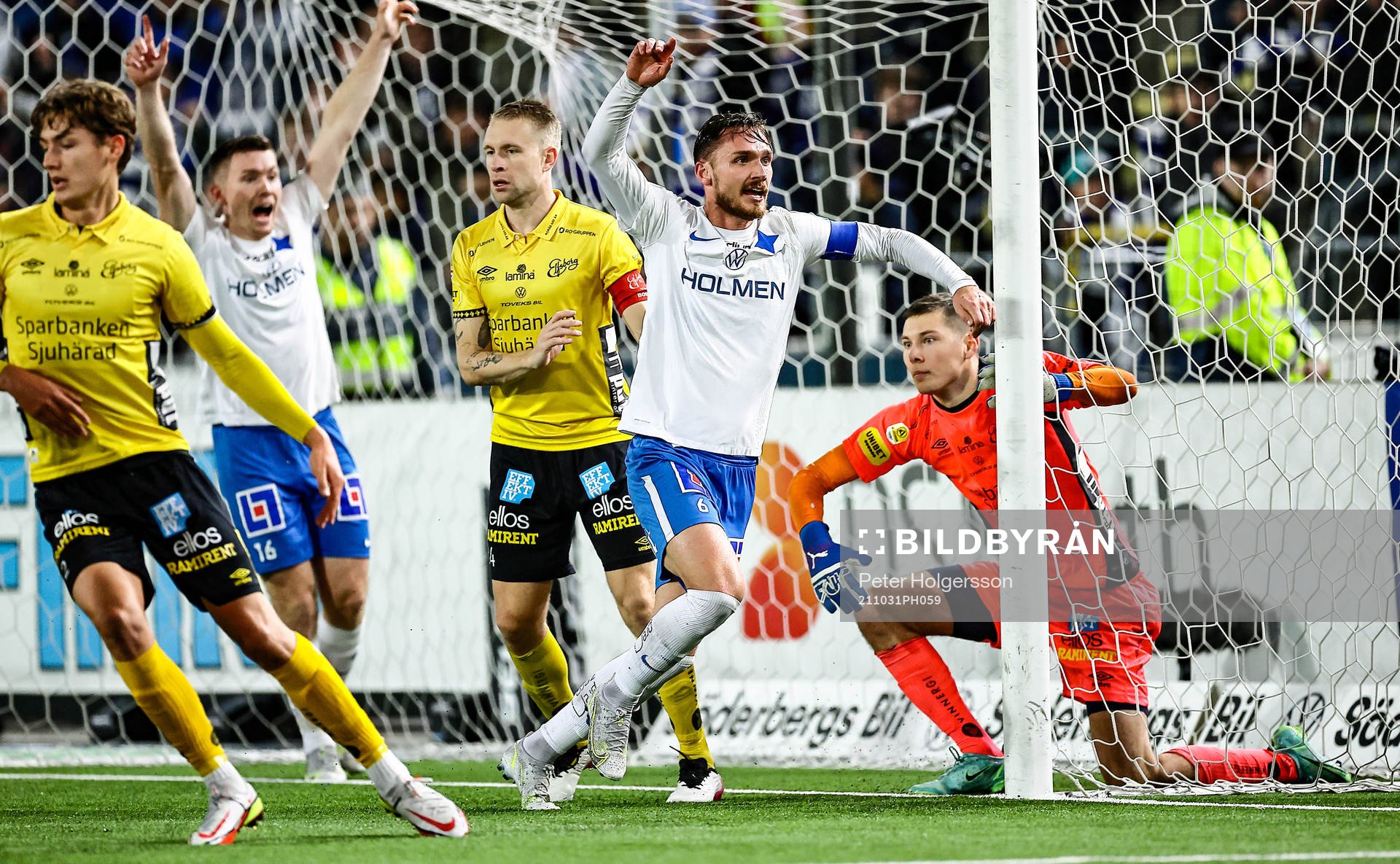 IFK Norrköpings Linus Wahlqvist jublar och Elfsborgs
