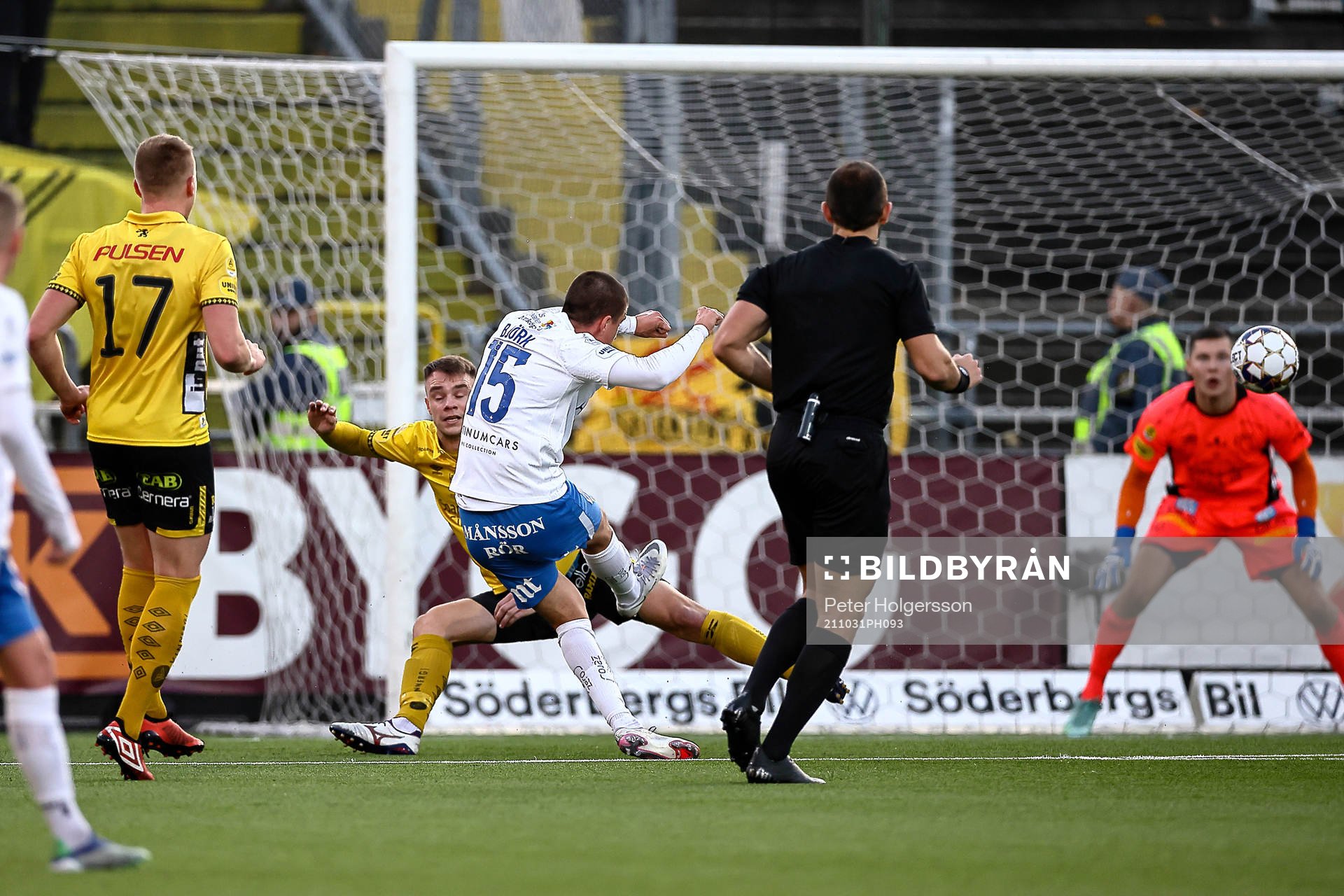 IFK Norrköpings Carl Björk gör mål 1-1