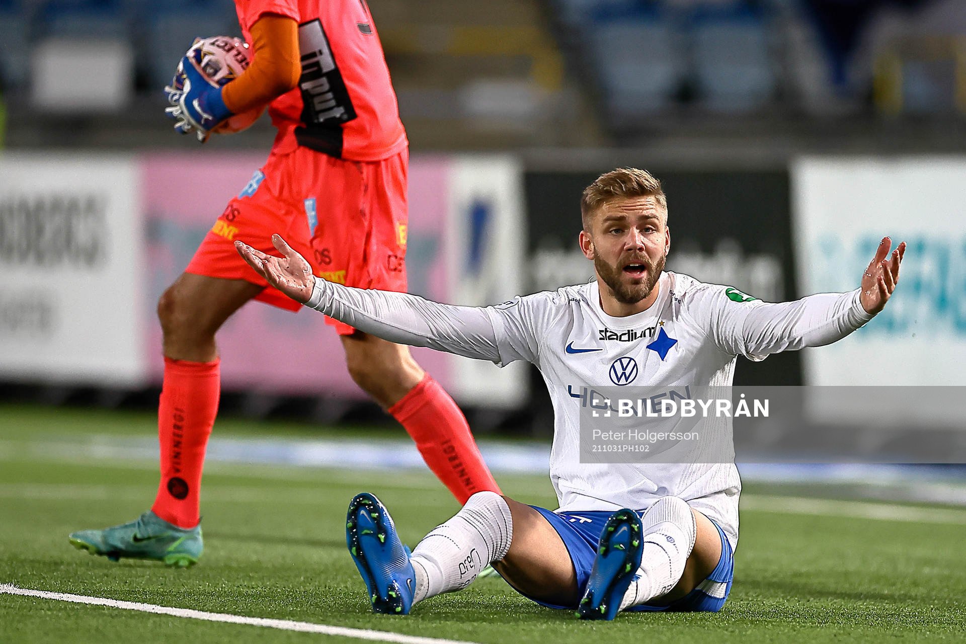 IFK Norrköpings Christoffer Nyman reagerar
